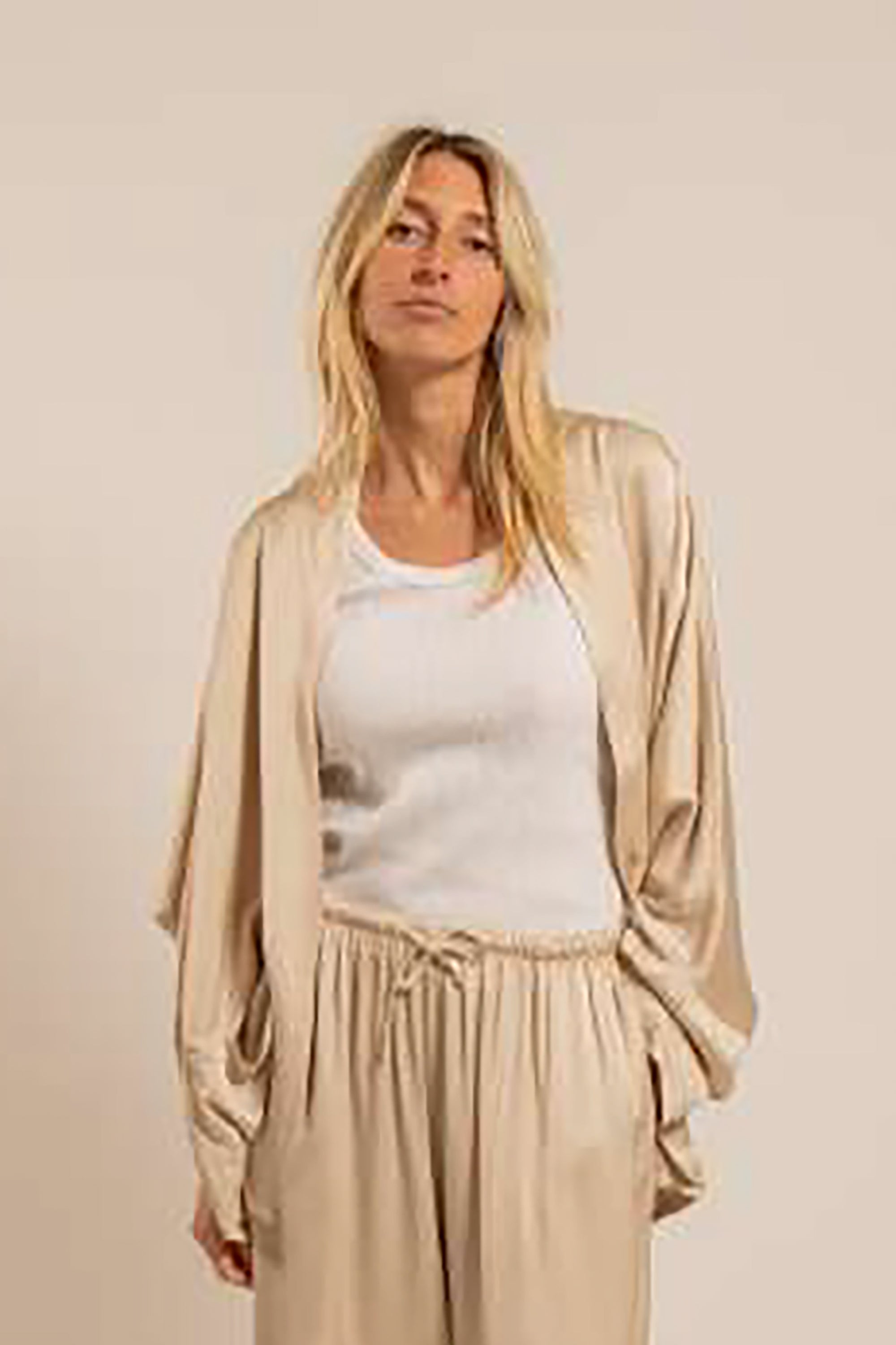 Chic Silky Kimono Jacket - Sable