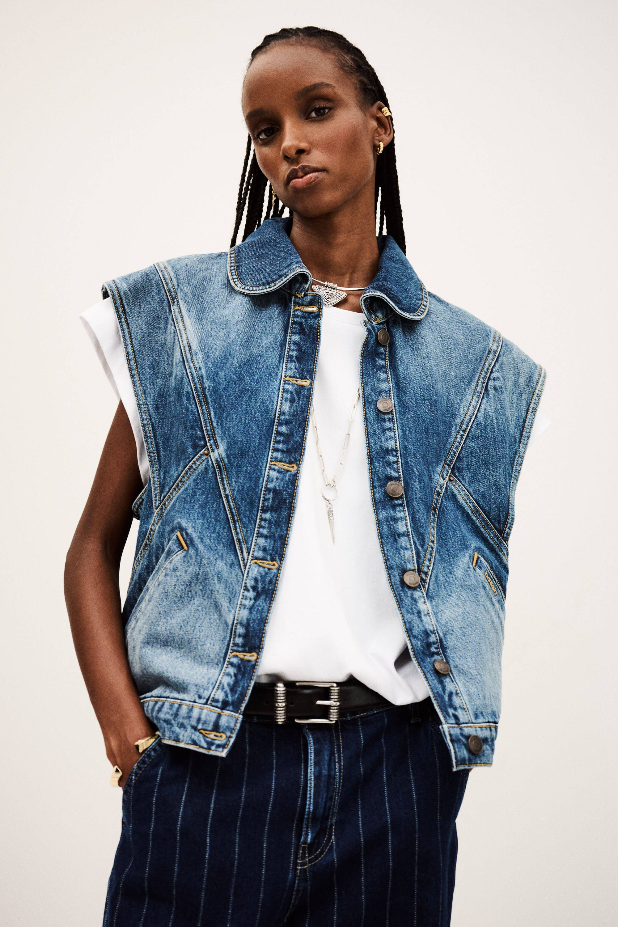 Max Sleeveless Jacket - Light Used Blue