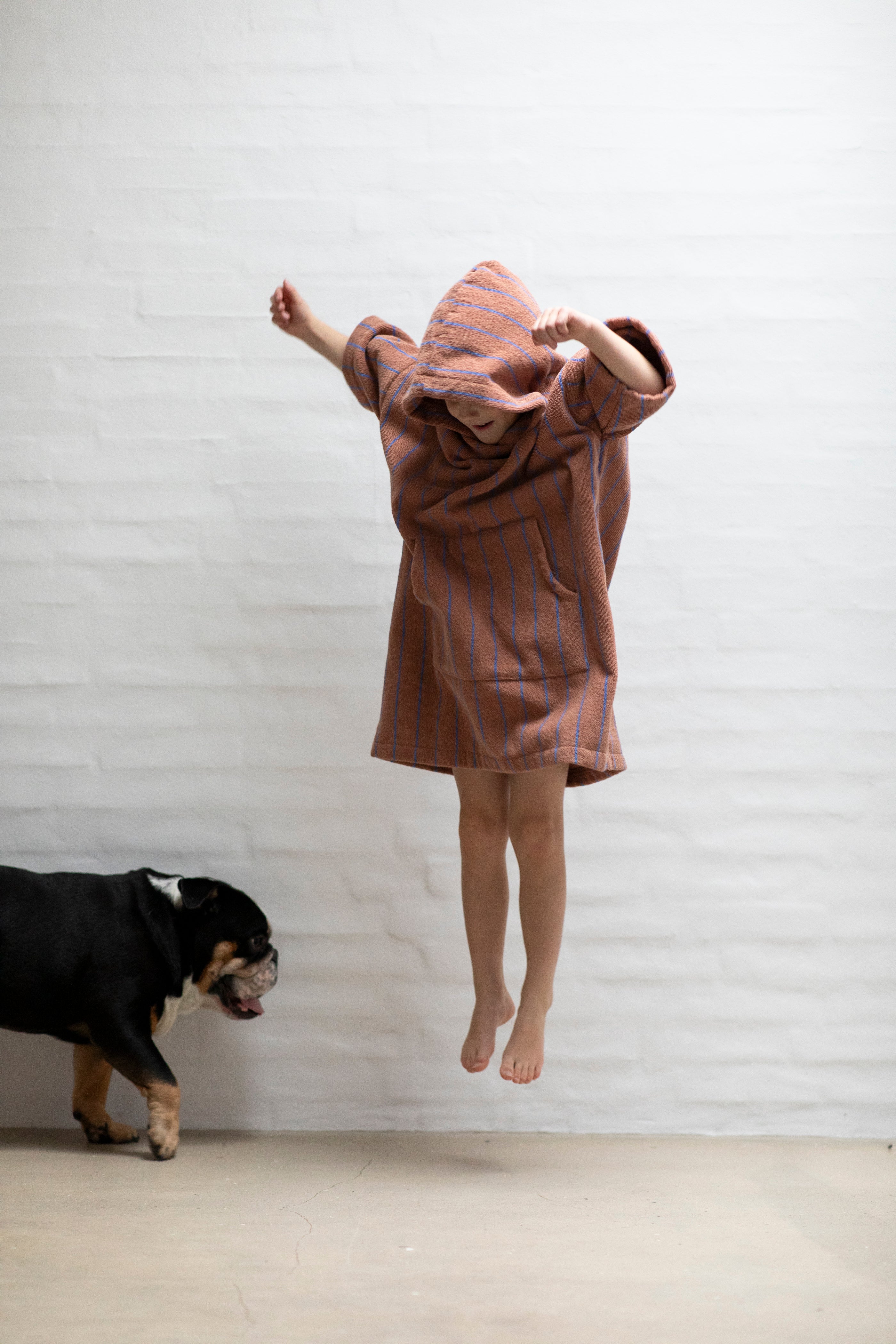  Naram Kids Poncho - Camel & Ultramarine - RUM Amsterdam