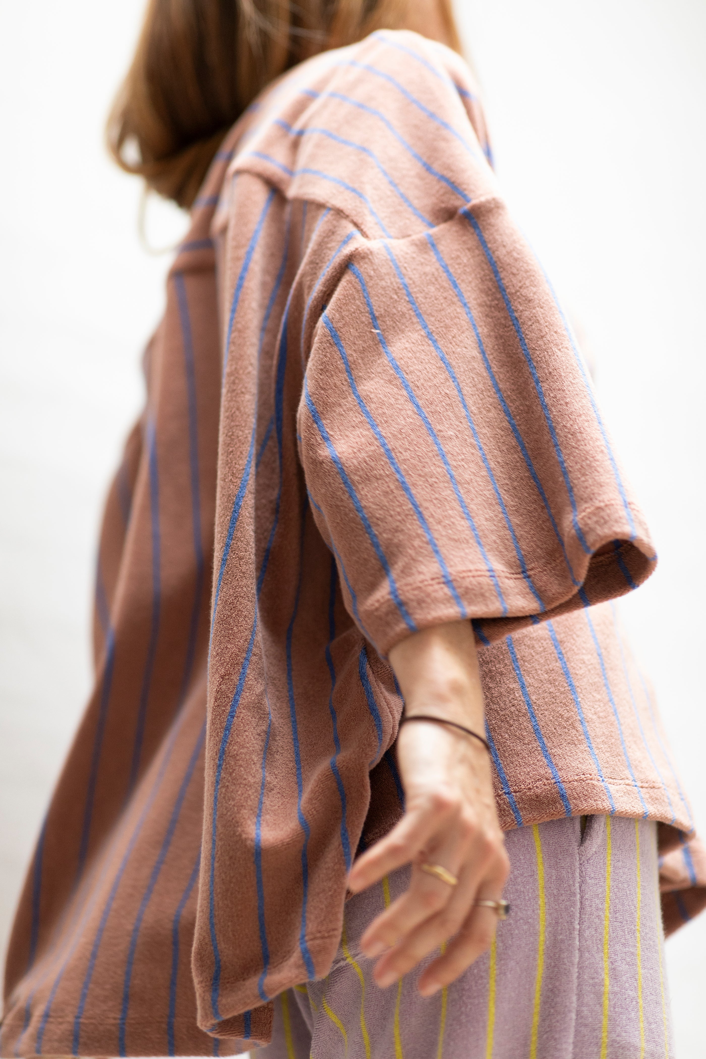  Naram Oversized Shirt - Camel & Ultramarine - RUM Amsterdam