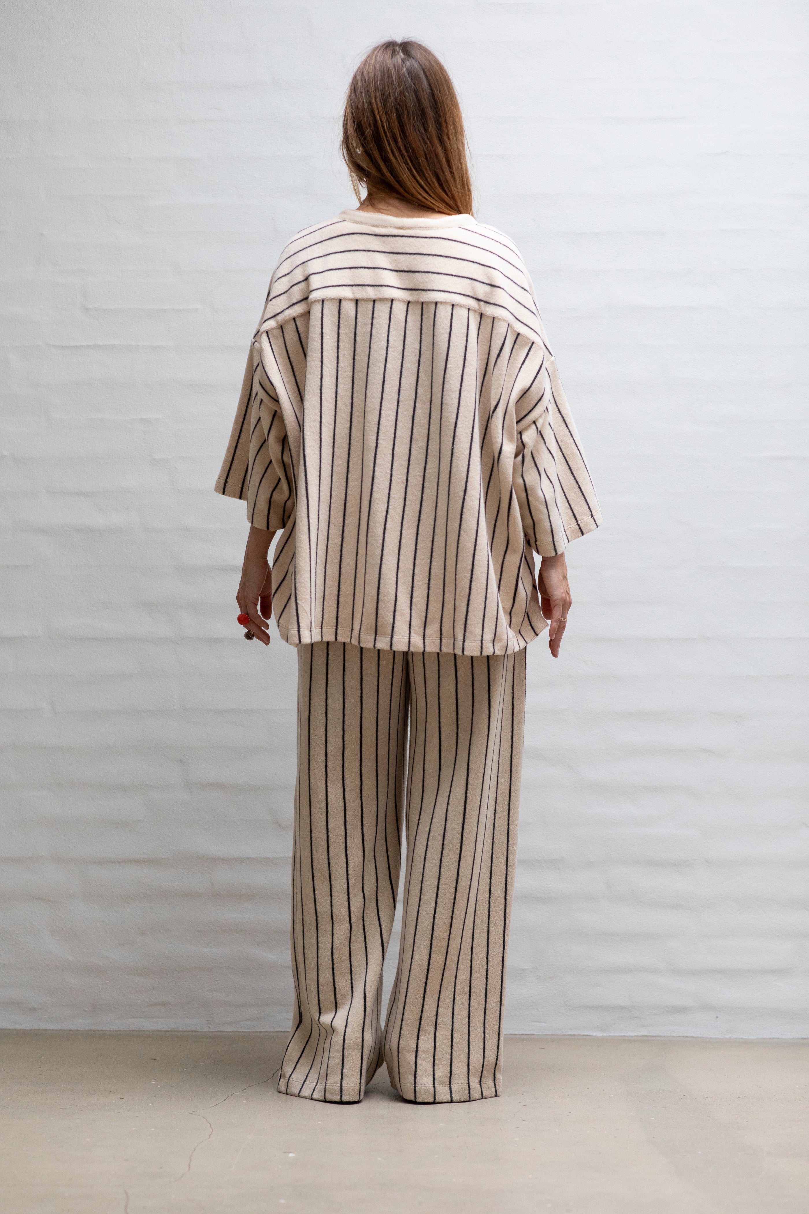  Naram Oversized Shirt - Creme & Ink - RUM Amsterdam