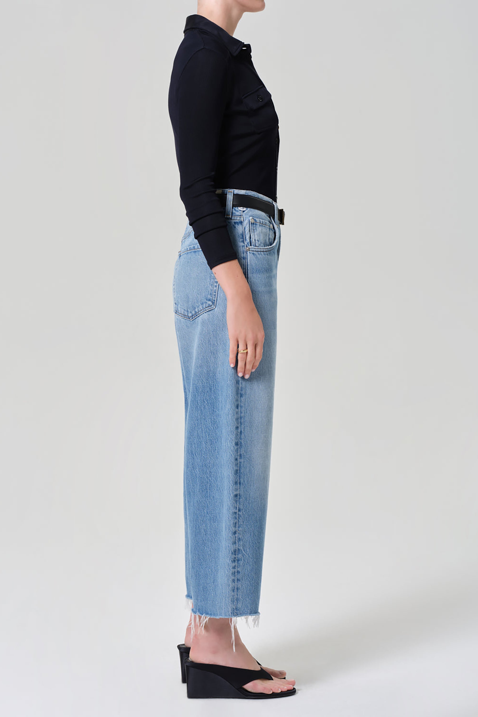 Ayla Raw Hem Crop Jeans - Honour