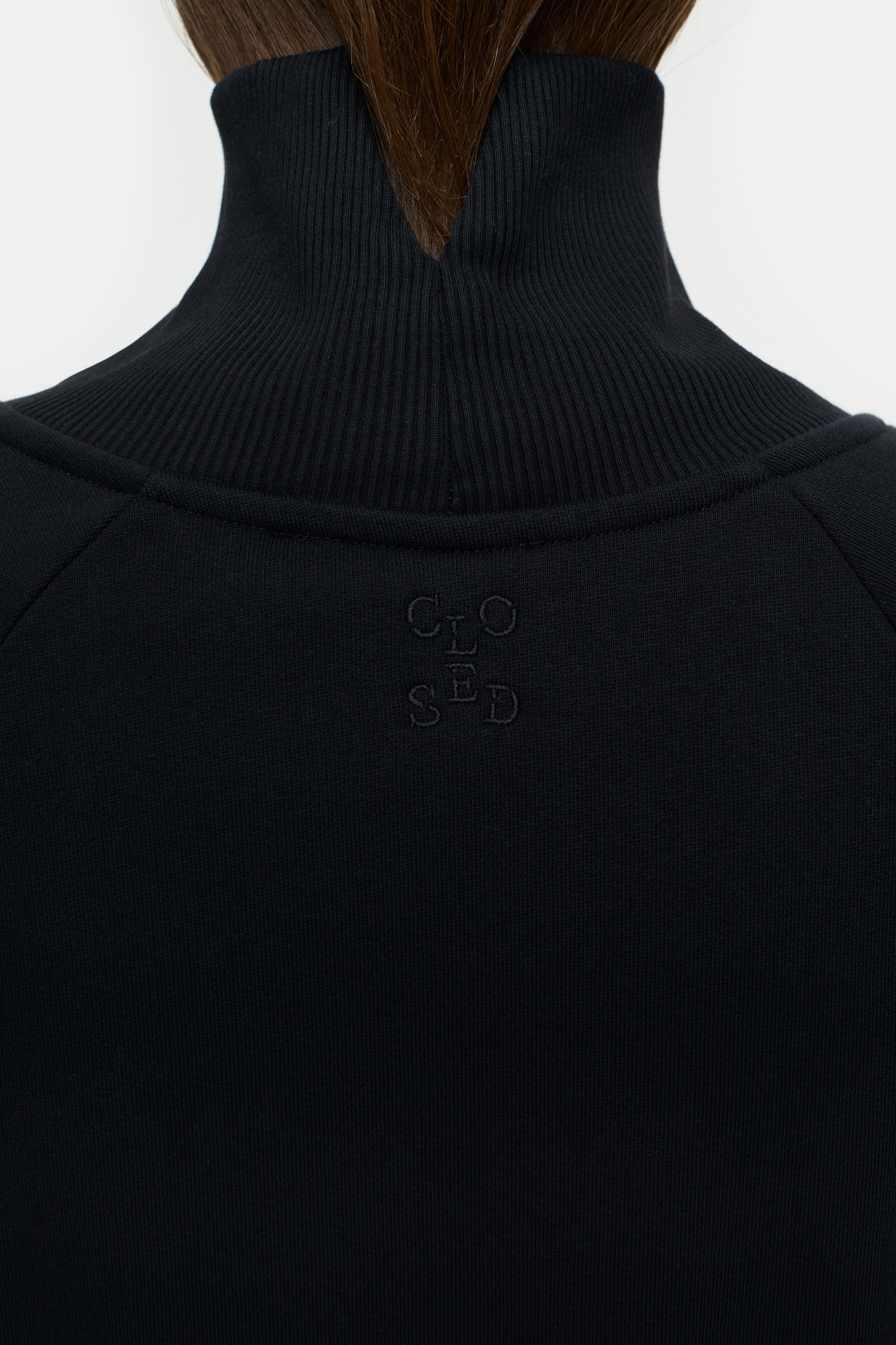 Closed Draped Turtleneck - Black - RUM Amsterdam