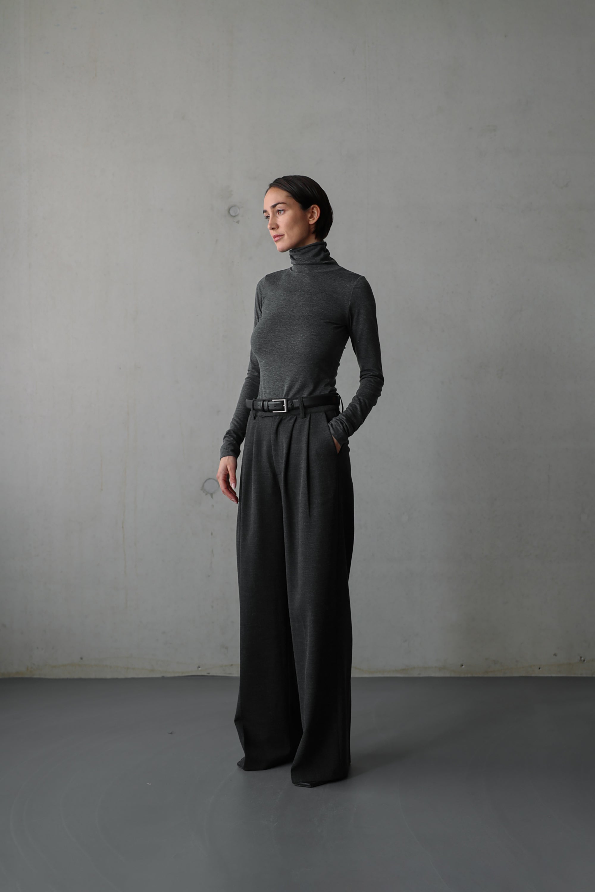 Amari Trousers - Dark Grey
