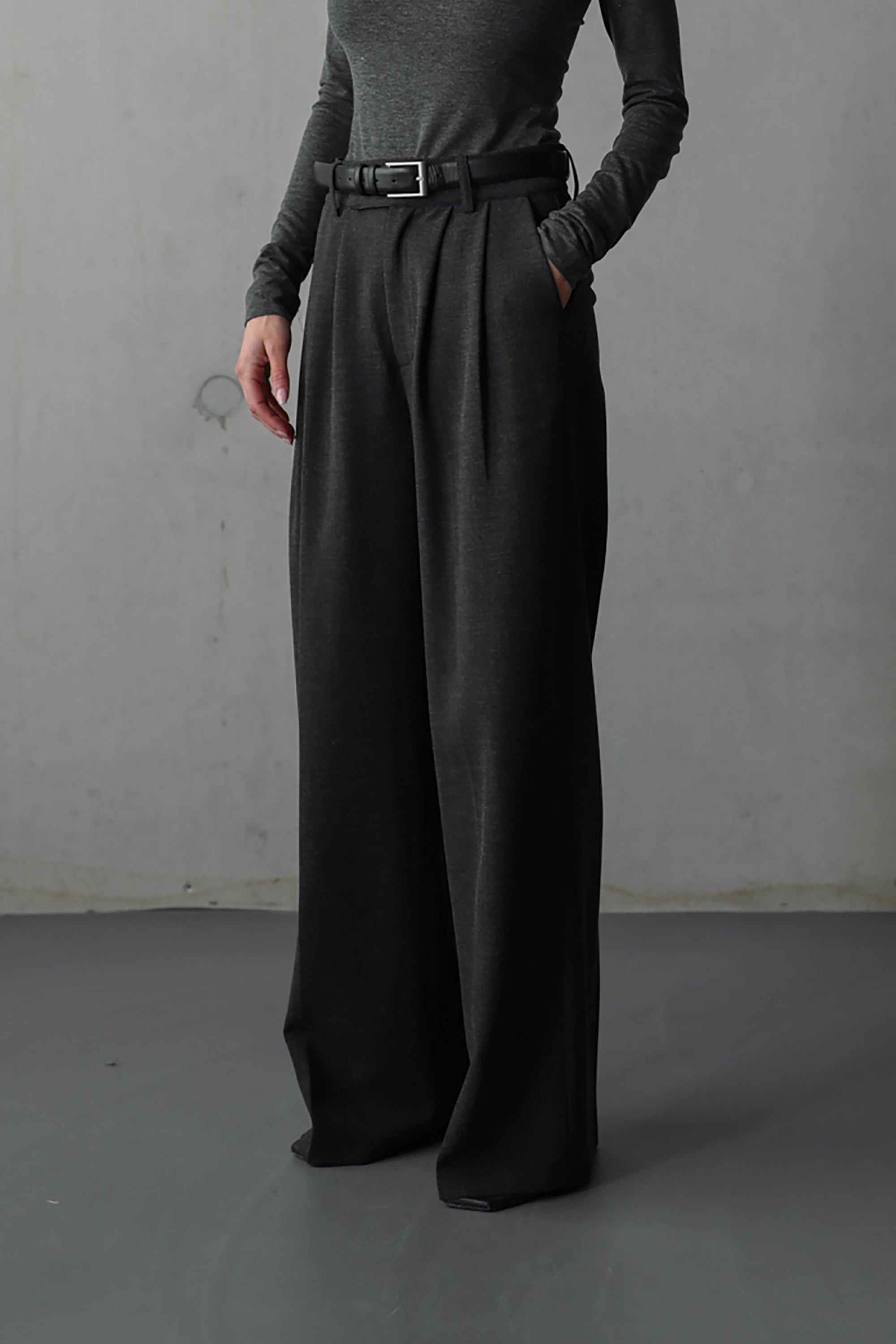 Amari Trousers - Dark Grey
