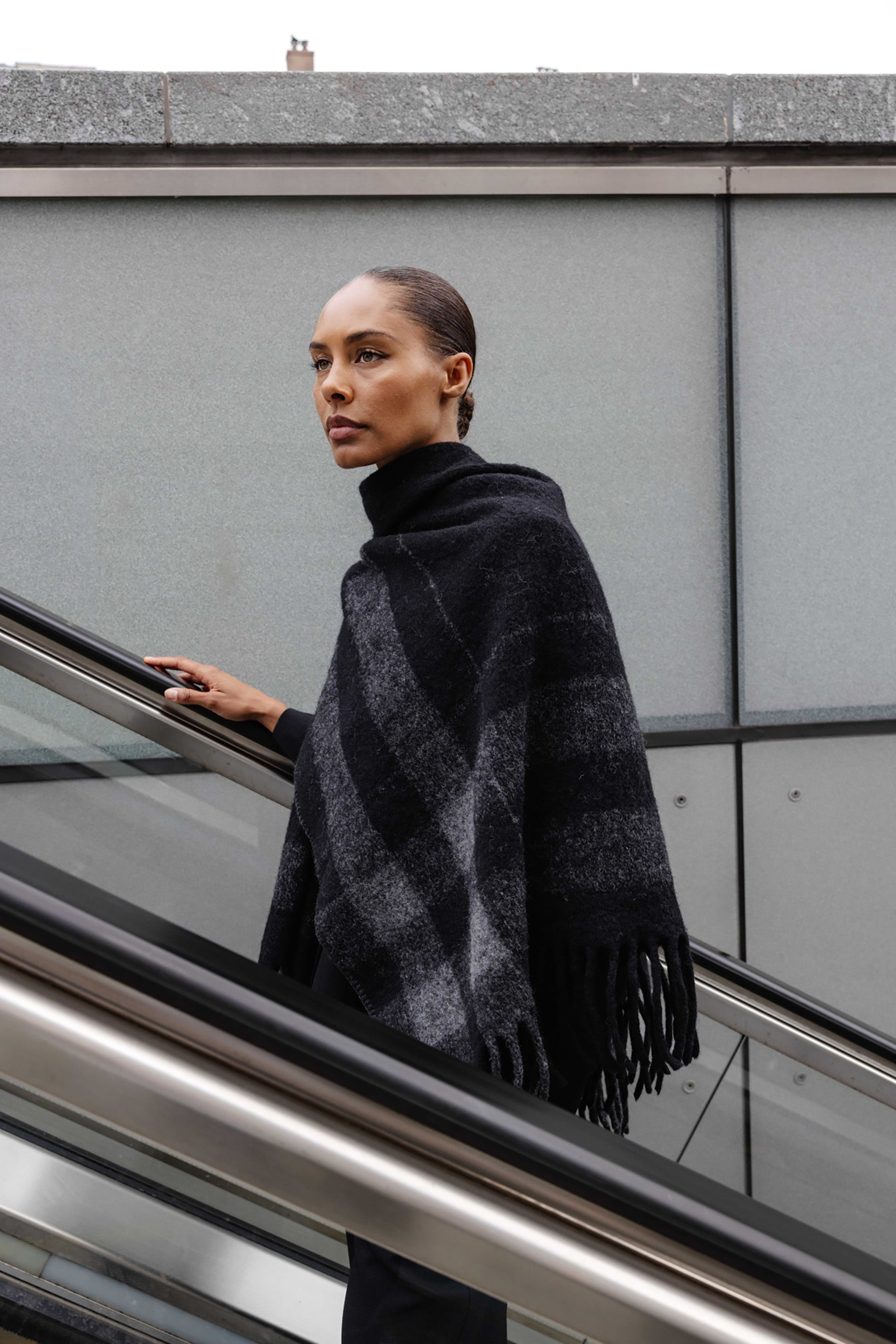 Rhea Scarf - Black Check