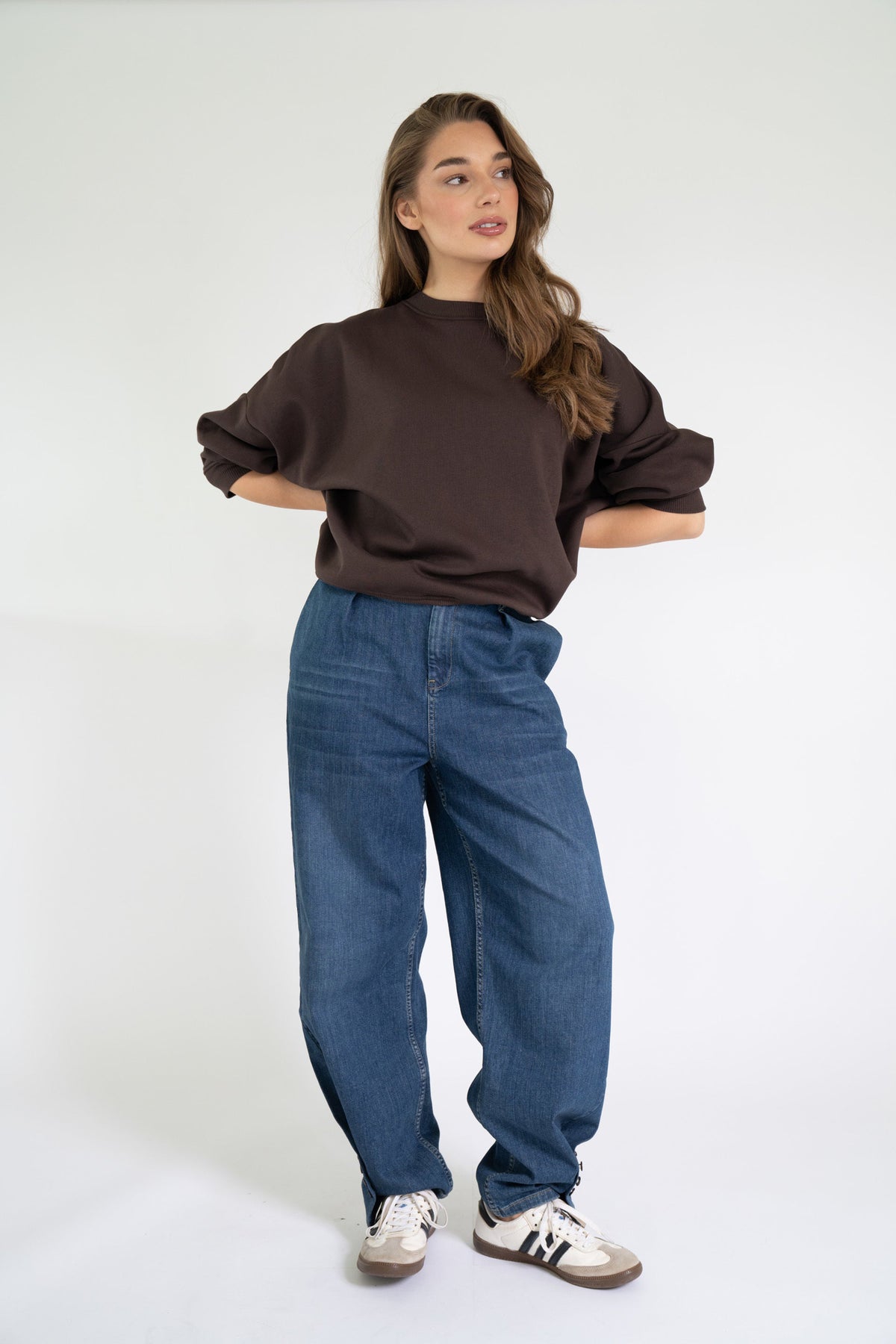 Monchou Sweatshirt - Brown