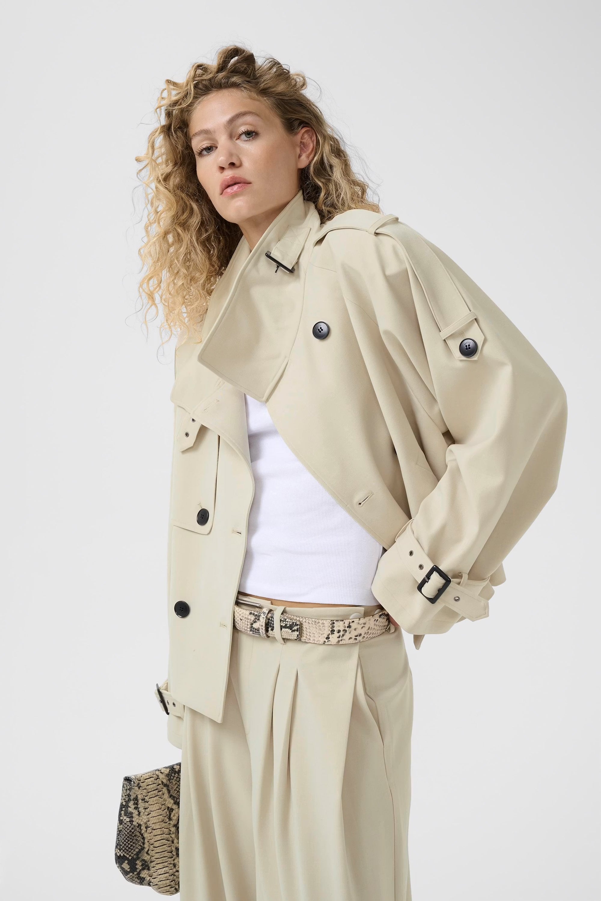 Avic Short Trench Jacket - Ancient Scroll