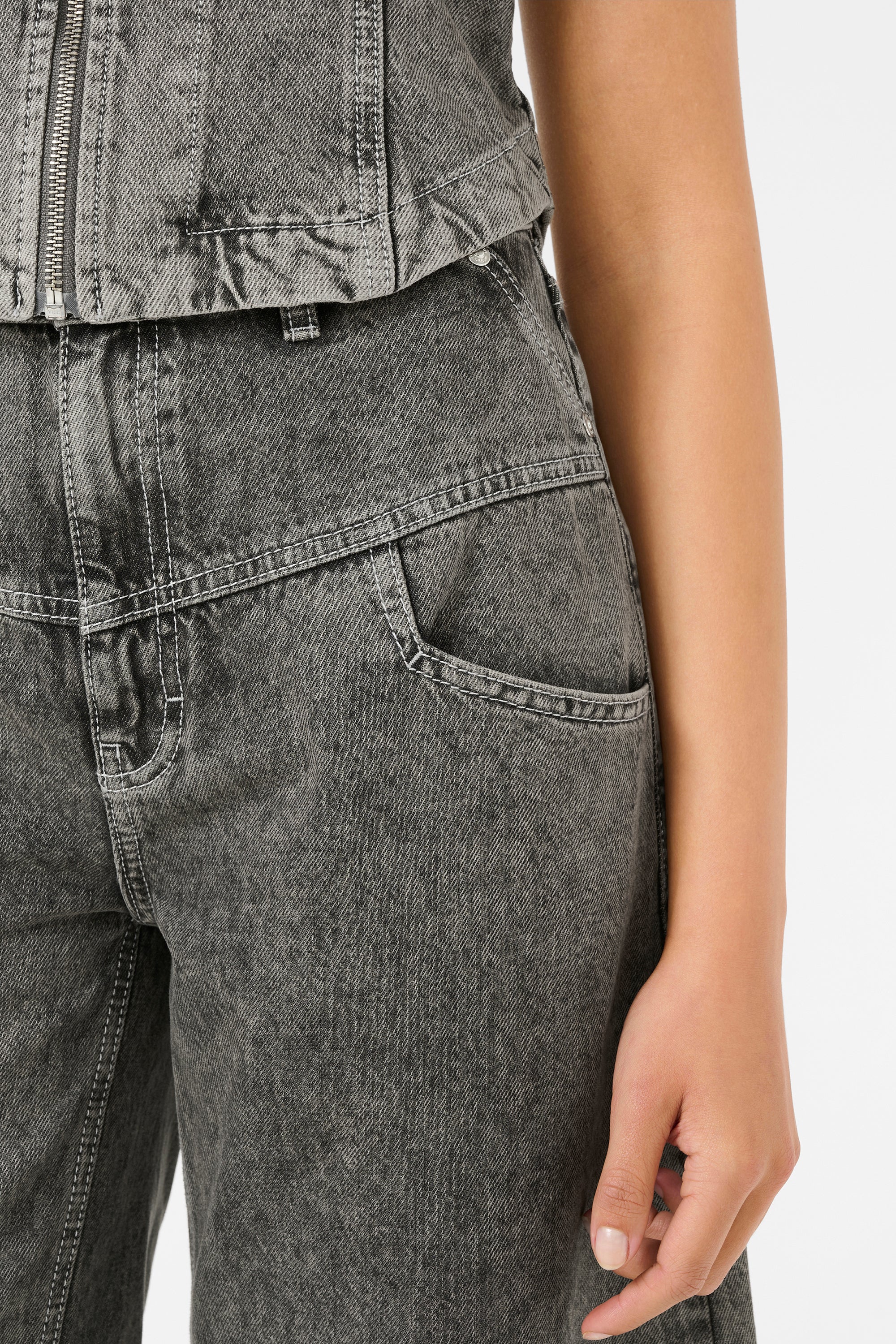 Josie HW Barrel Jeans - Greige Denim Wash