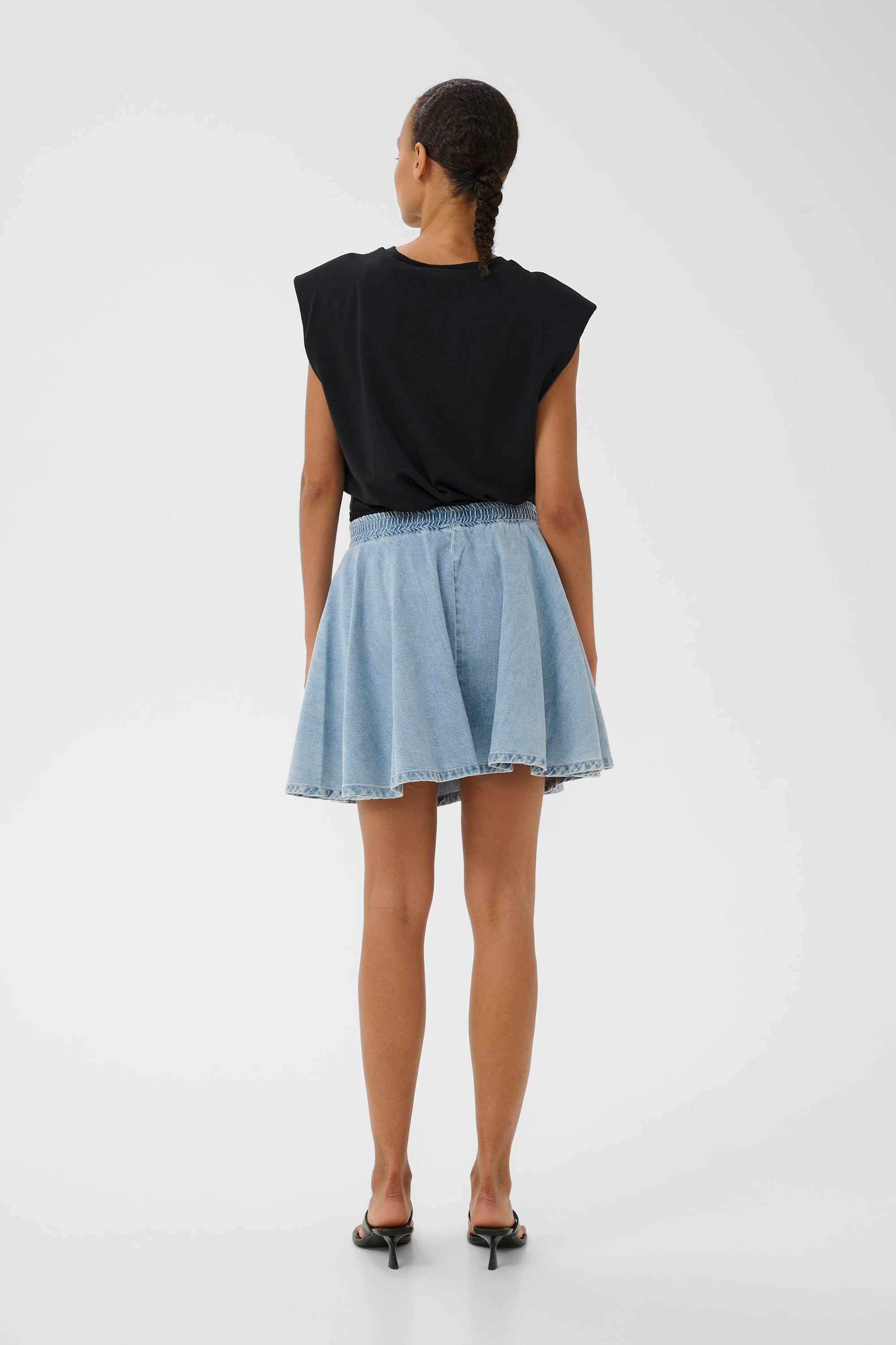 Kathrin Muscle Tee - Black