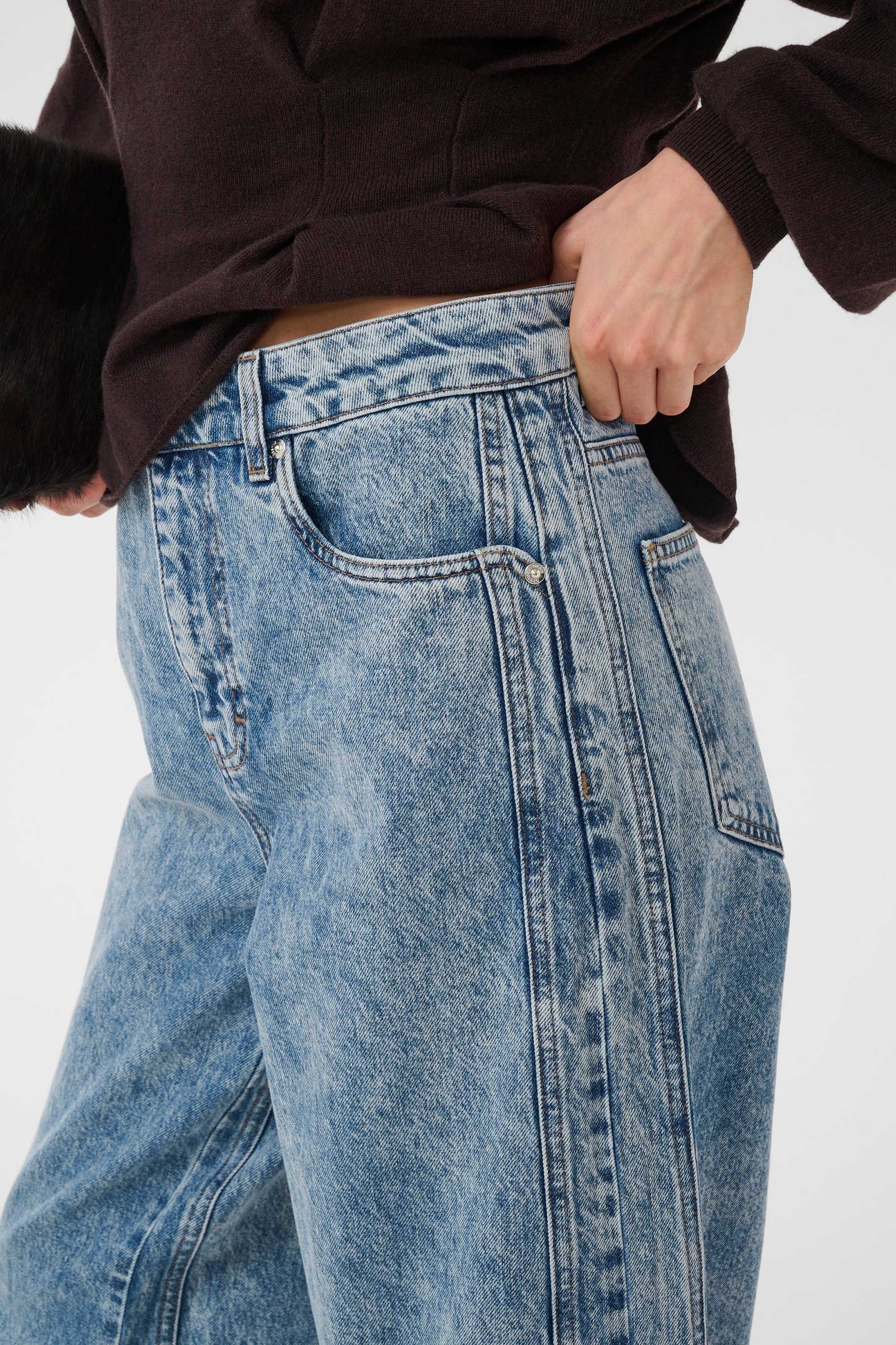 Mawi Balloon Jeans - Light Blue Acid Wash