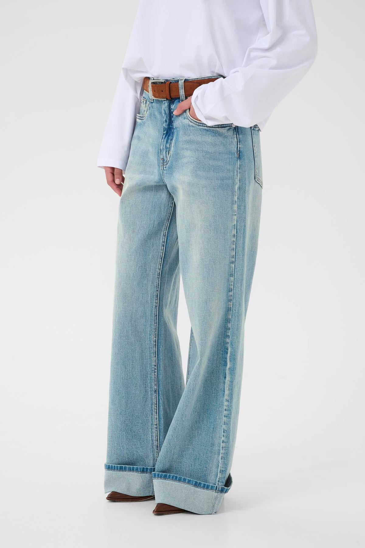 Sara Wide Jeans - Washed Blue
