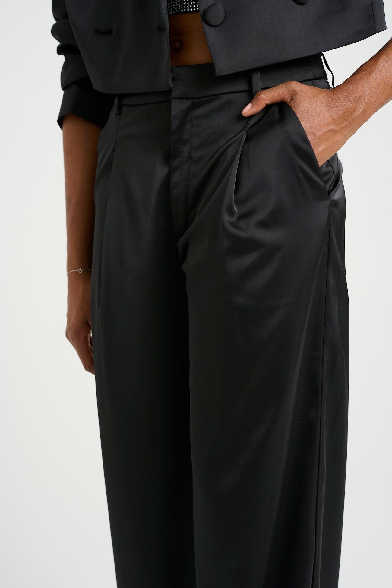  Yacmine MW Pants - Black - RUM Amsterdam