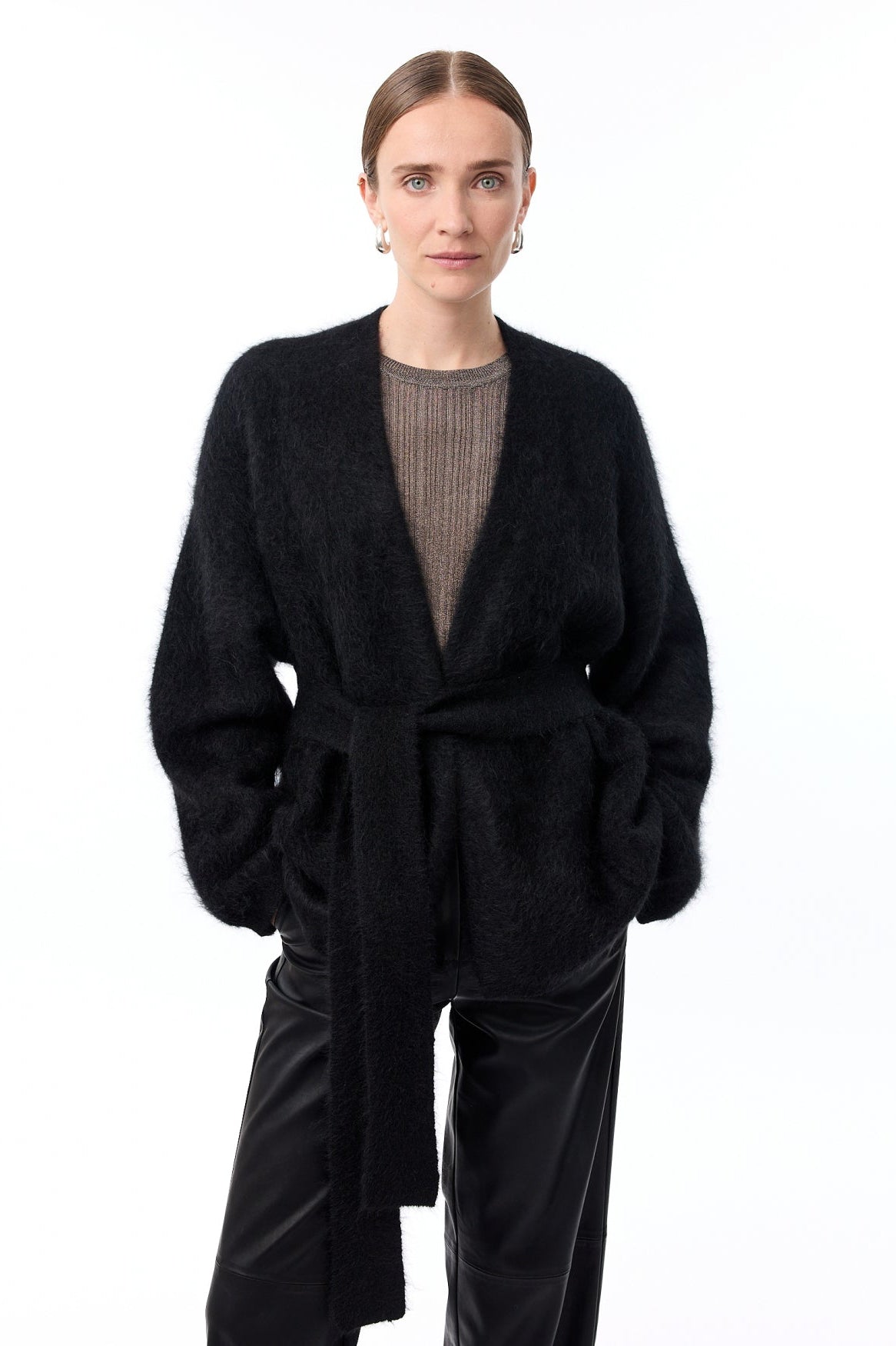 Knit-ted Demi Cardigan - Black - RUM Amsterdam