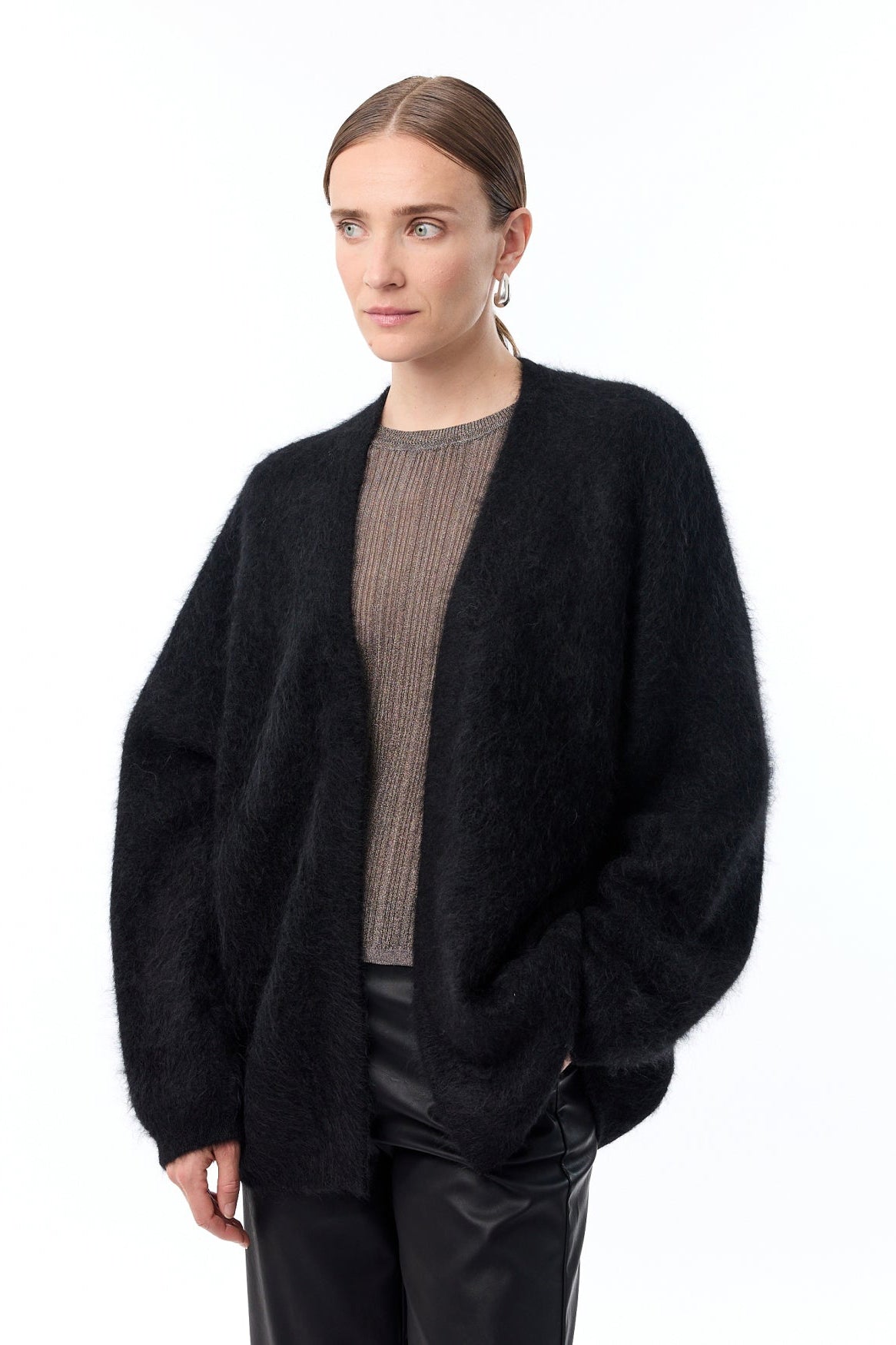 Knit-ted Demi Cardigan - Black - RUM Amsterdam