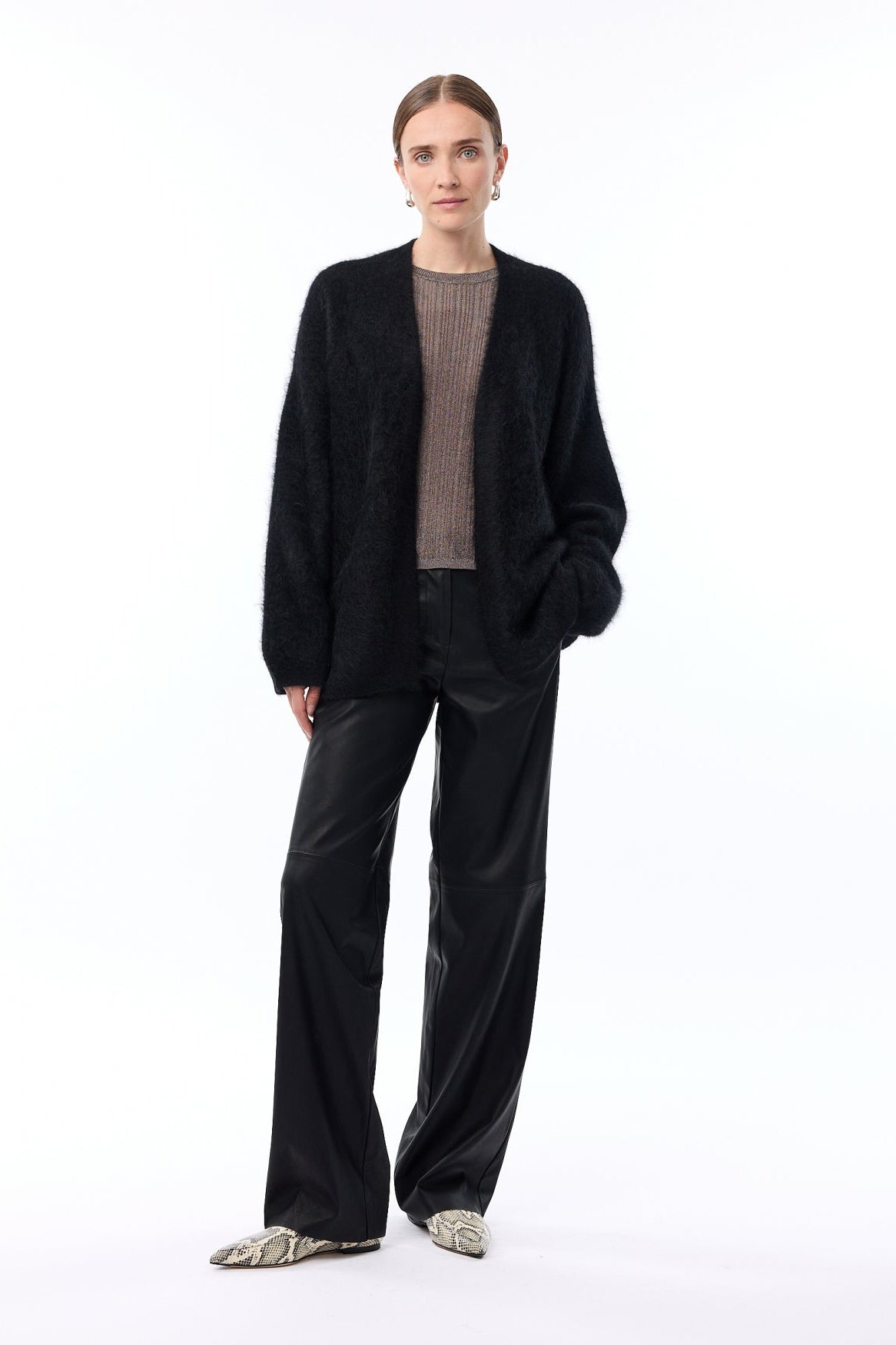 Knit-ted Demi Cardigan - Black - RUM Amsterdam