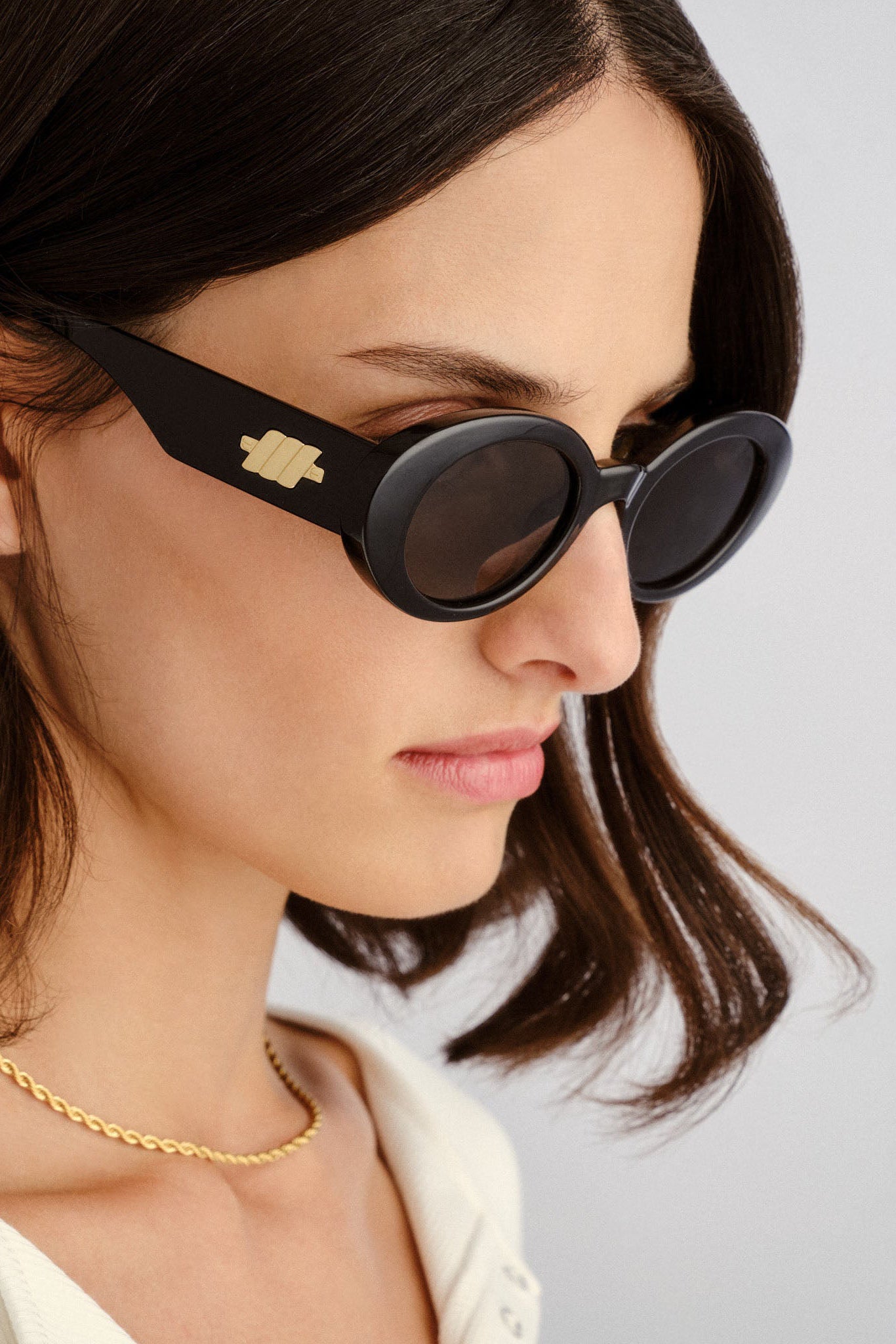 Nouveau Vie Sunglasses - Black