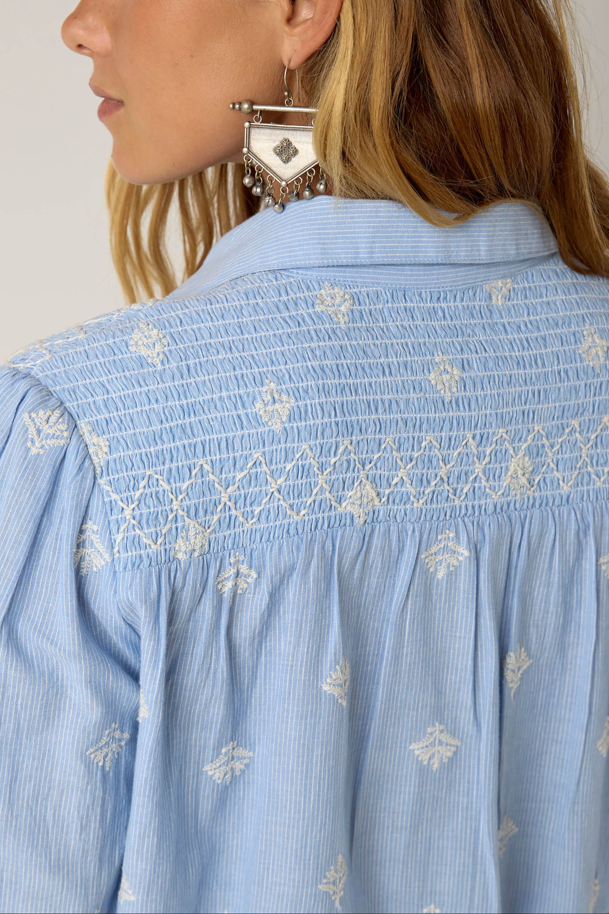 James Shirt - Sunny Sky Blues