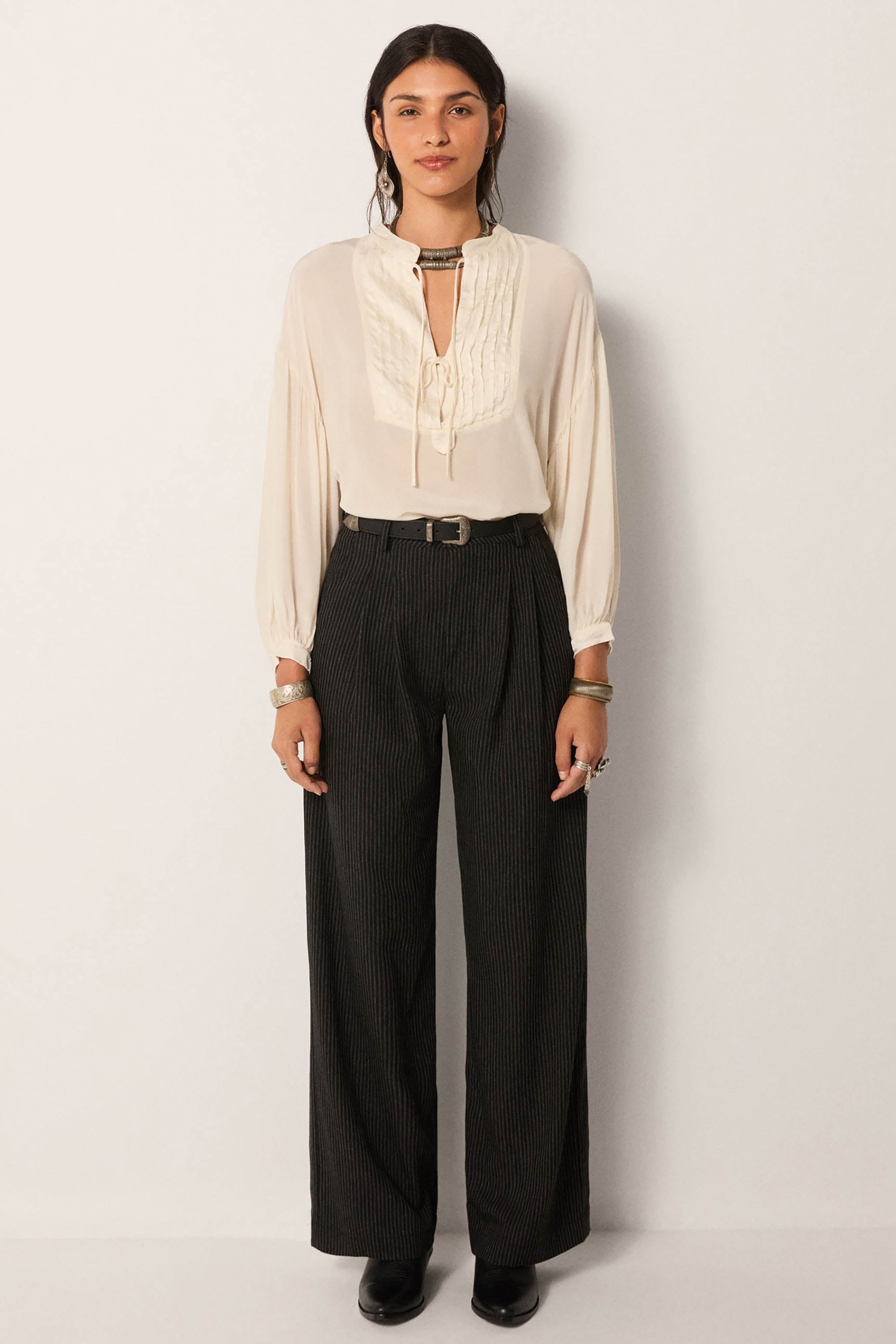 Tuxedo Giovanni Blouse - Pearl