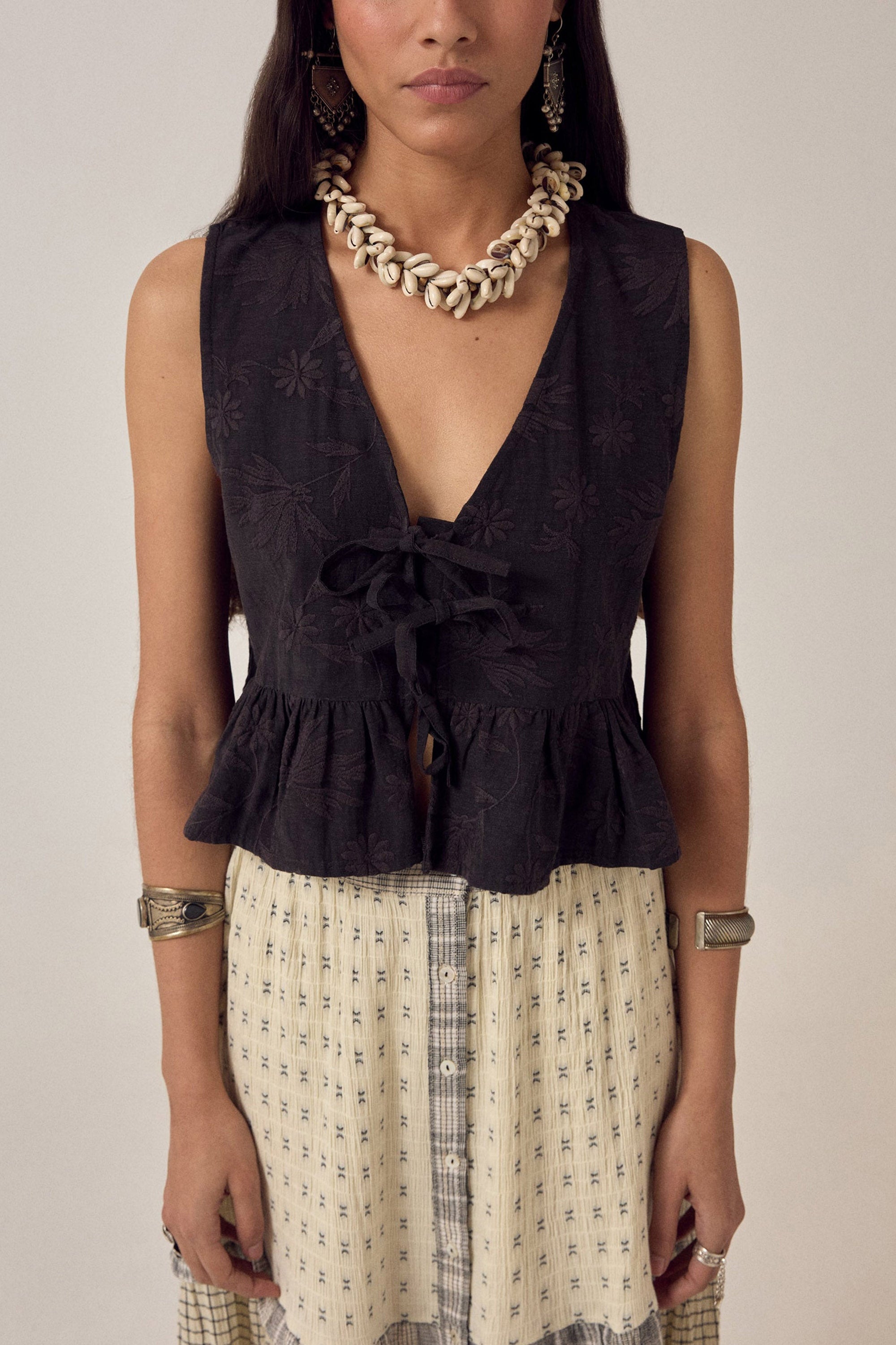 Zhou Vest - The Mandarin Onyx