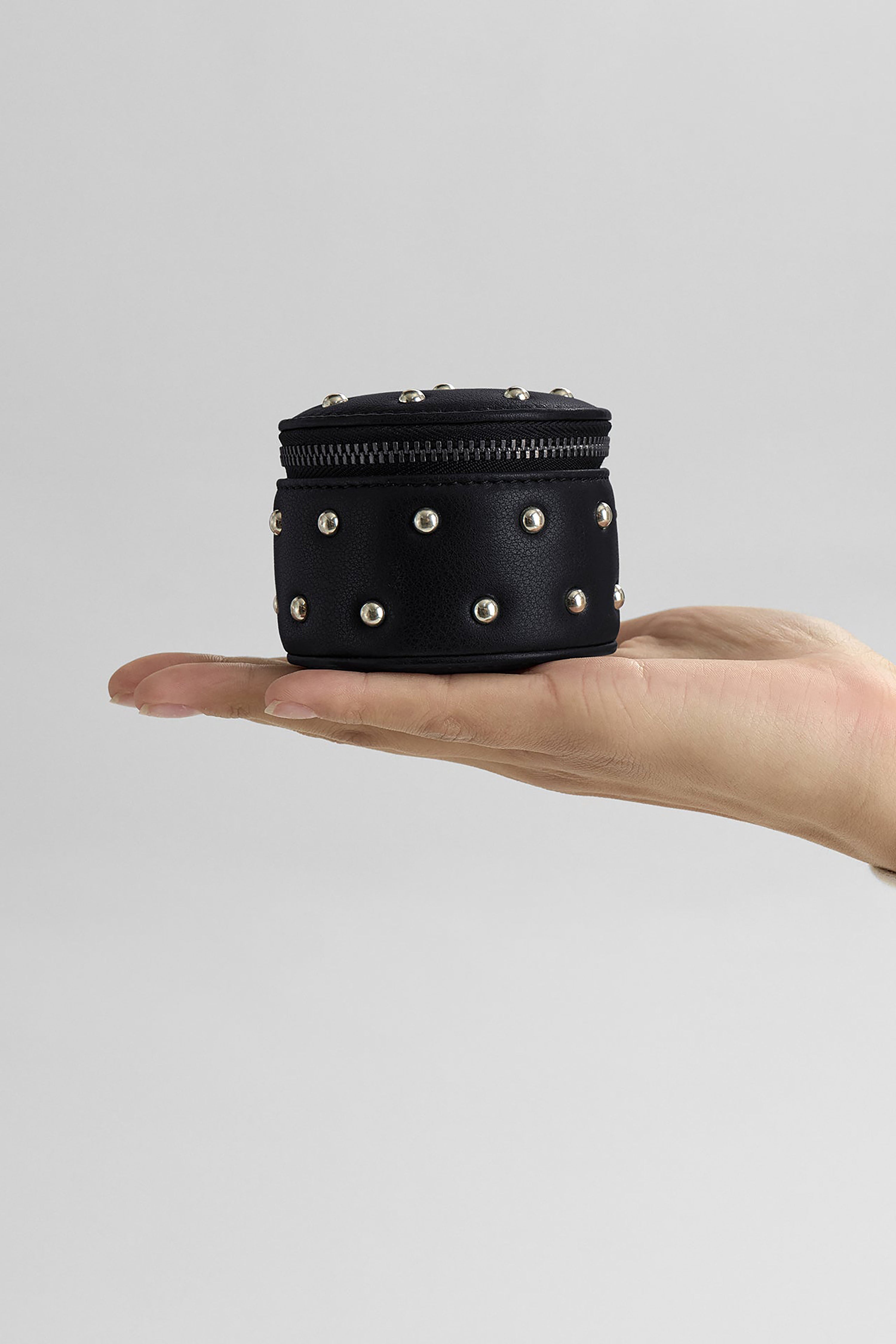 Lova Jewelry Box Small - Studs Black