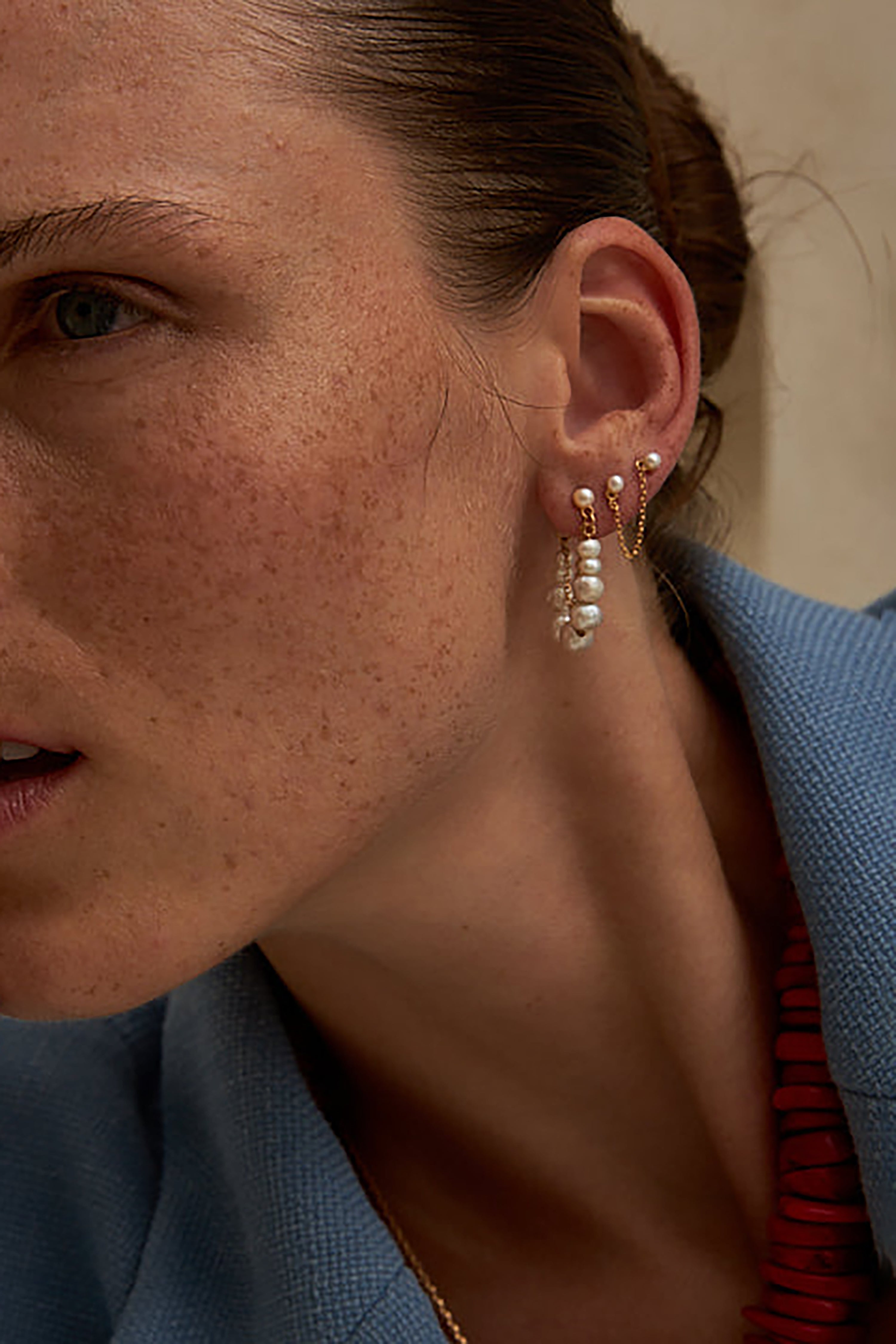 Meris Earrings - Gold with Pearls