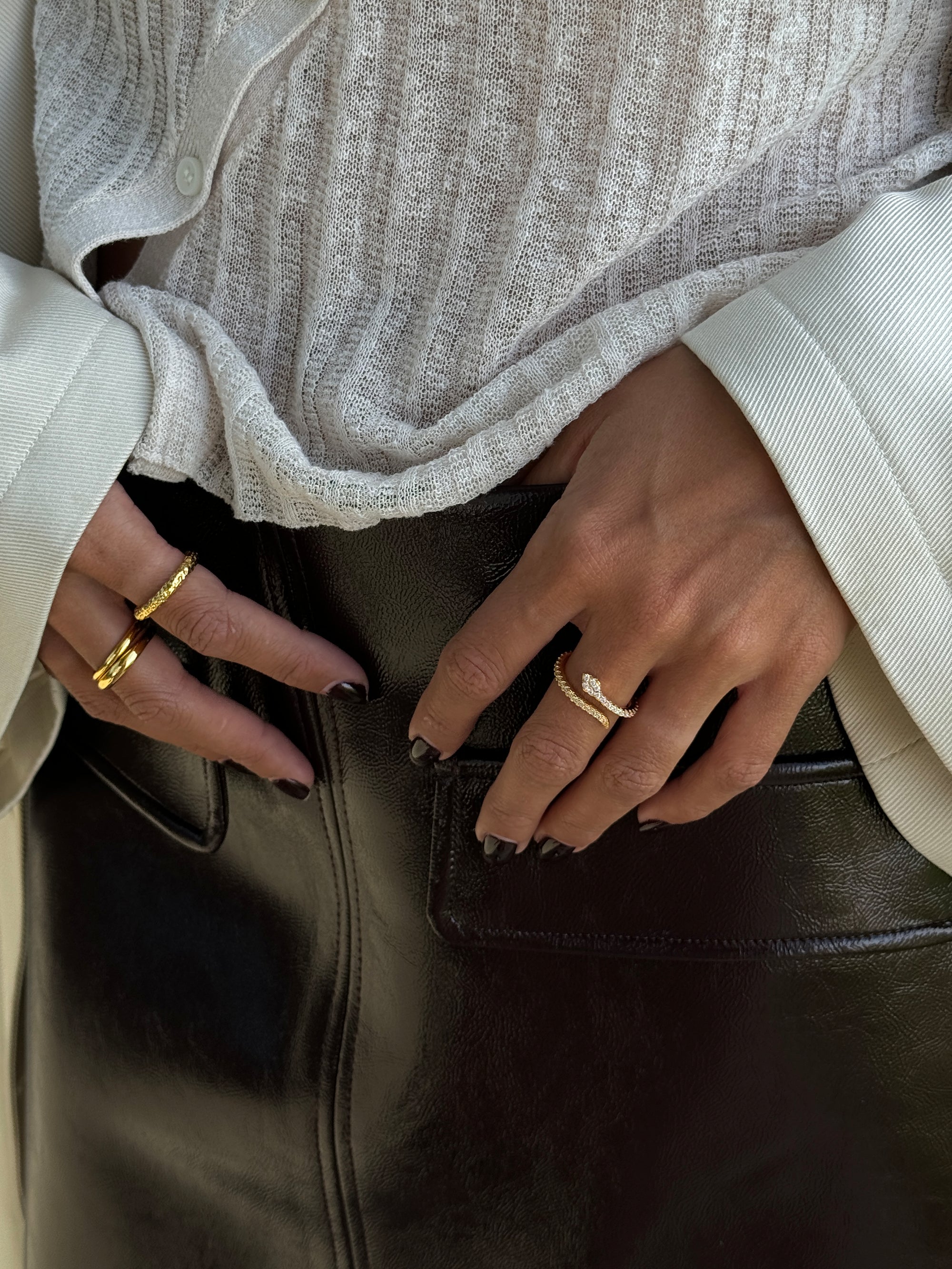 Iconic Snake Ring - Gold