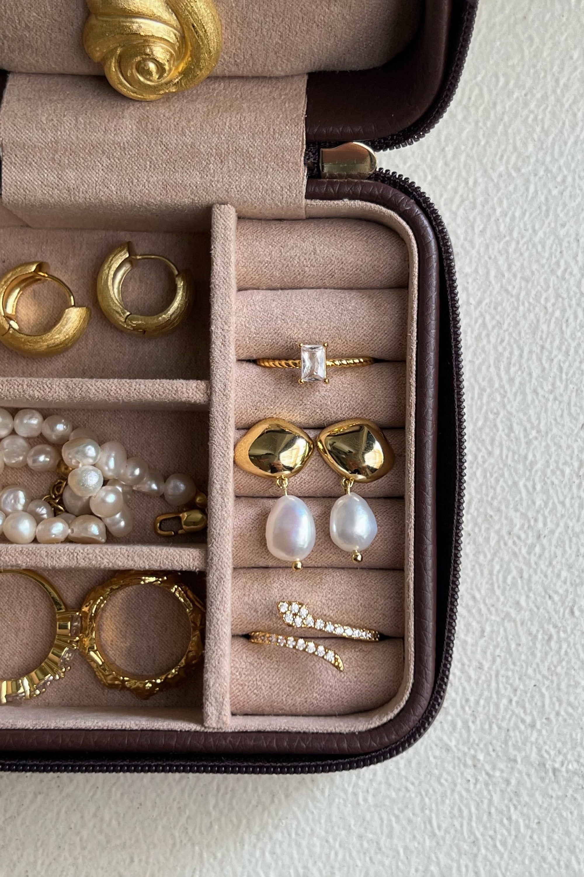 Pearl Earrings - Gold