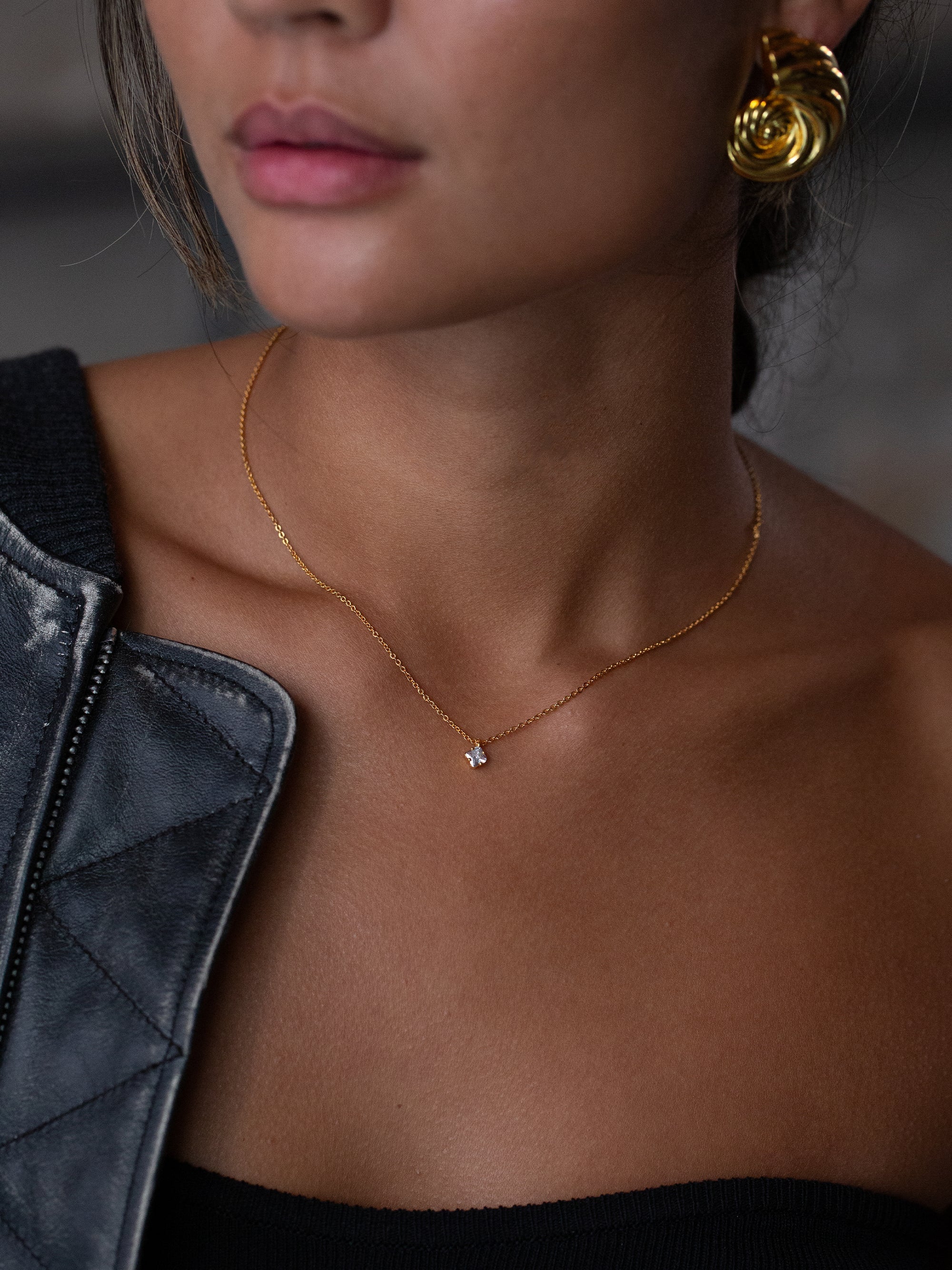 Quatrefoil Necklace - Gold