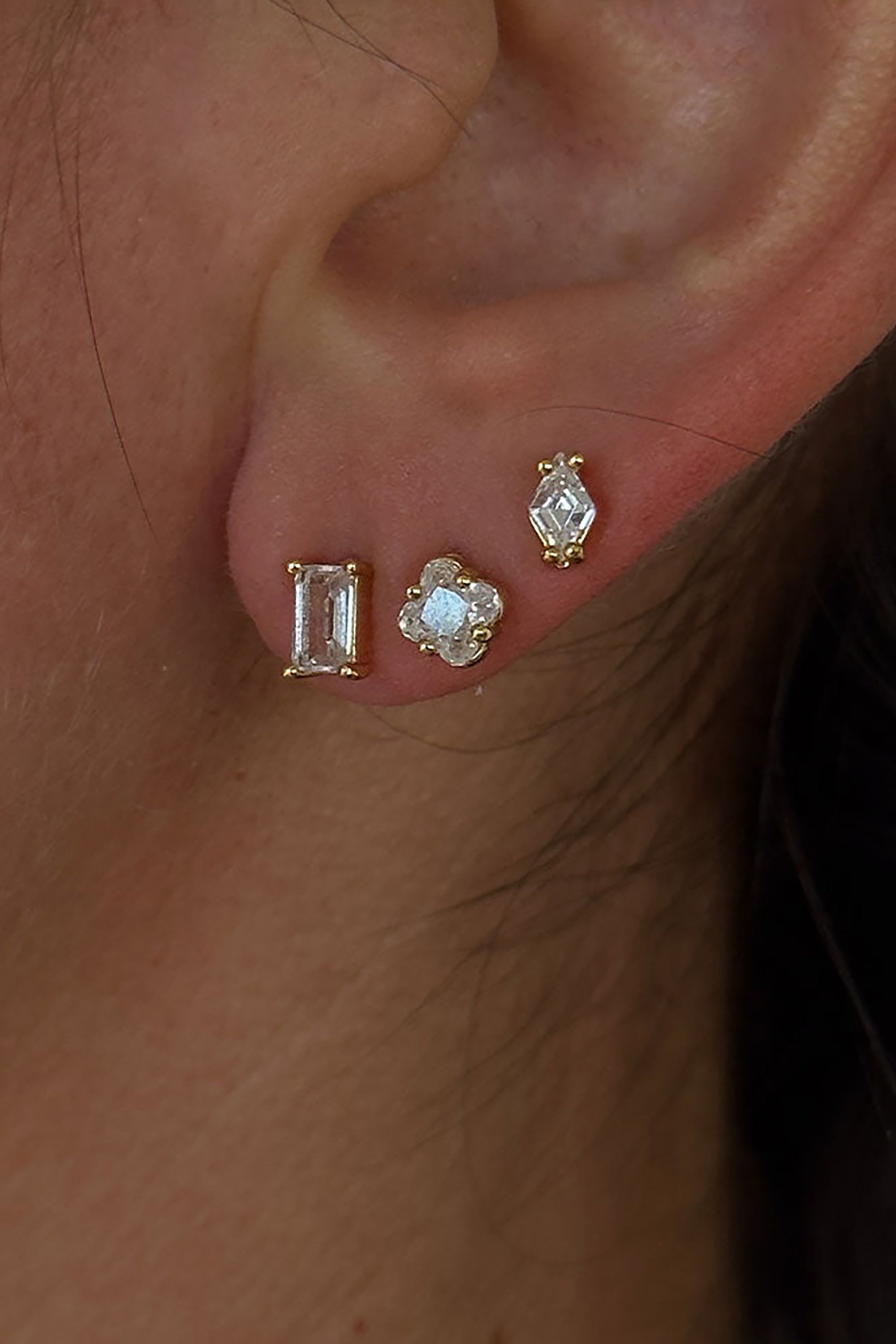 Quatrefoil Studs - Gold