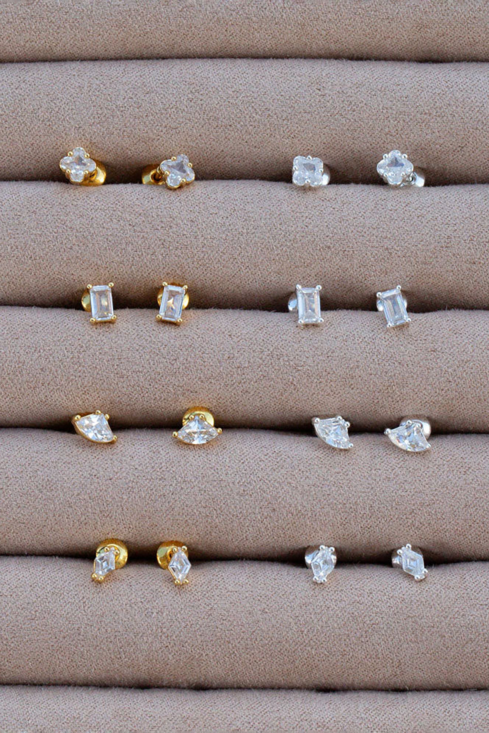 Quatrefoil Studs - Gold