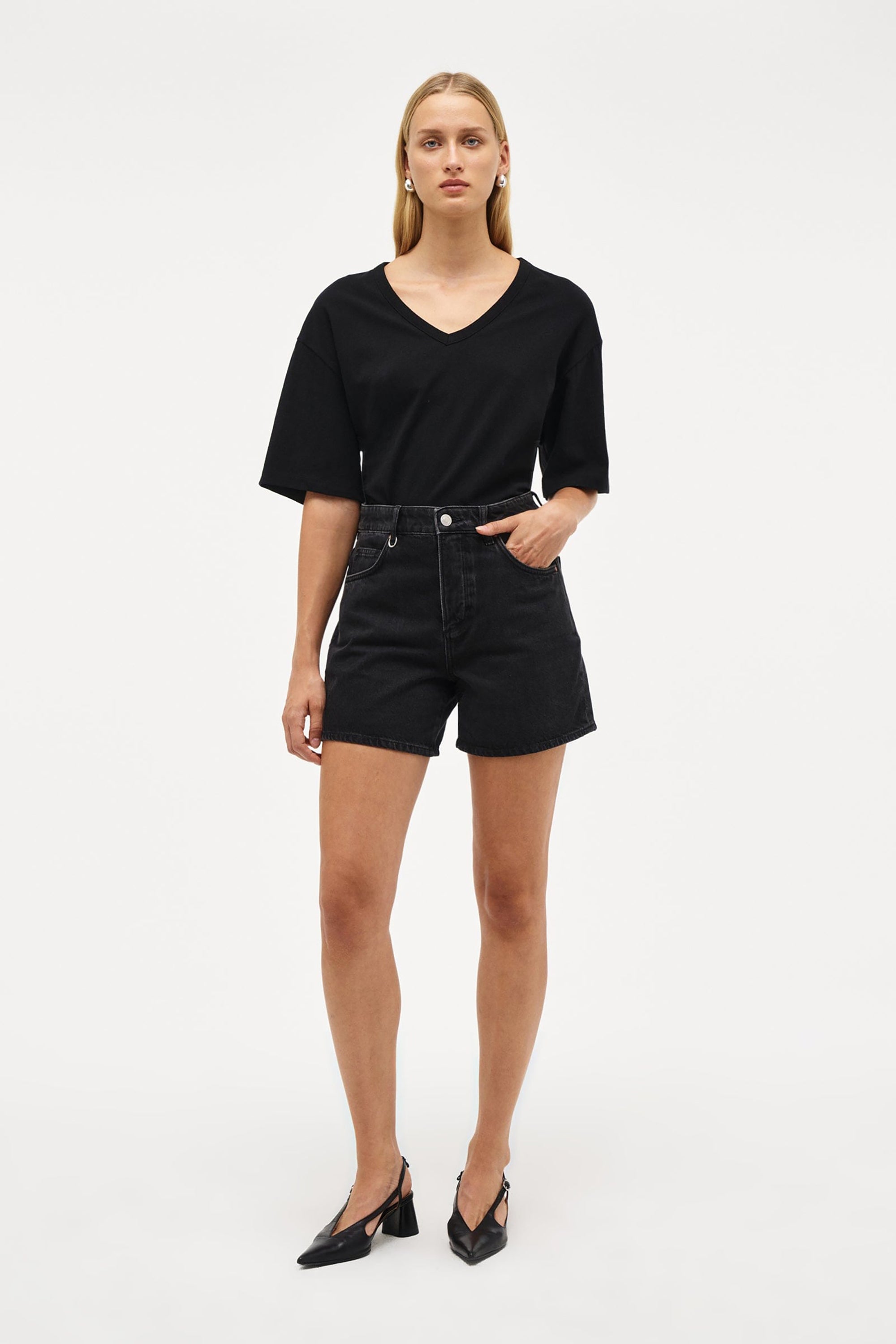 Eva Short French - Washed Black