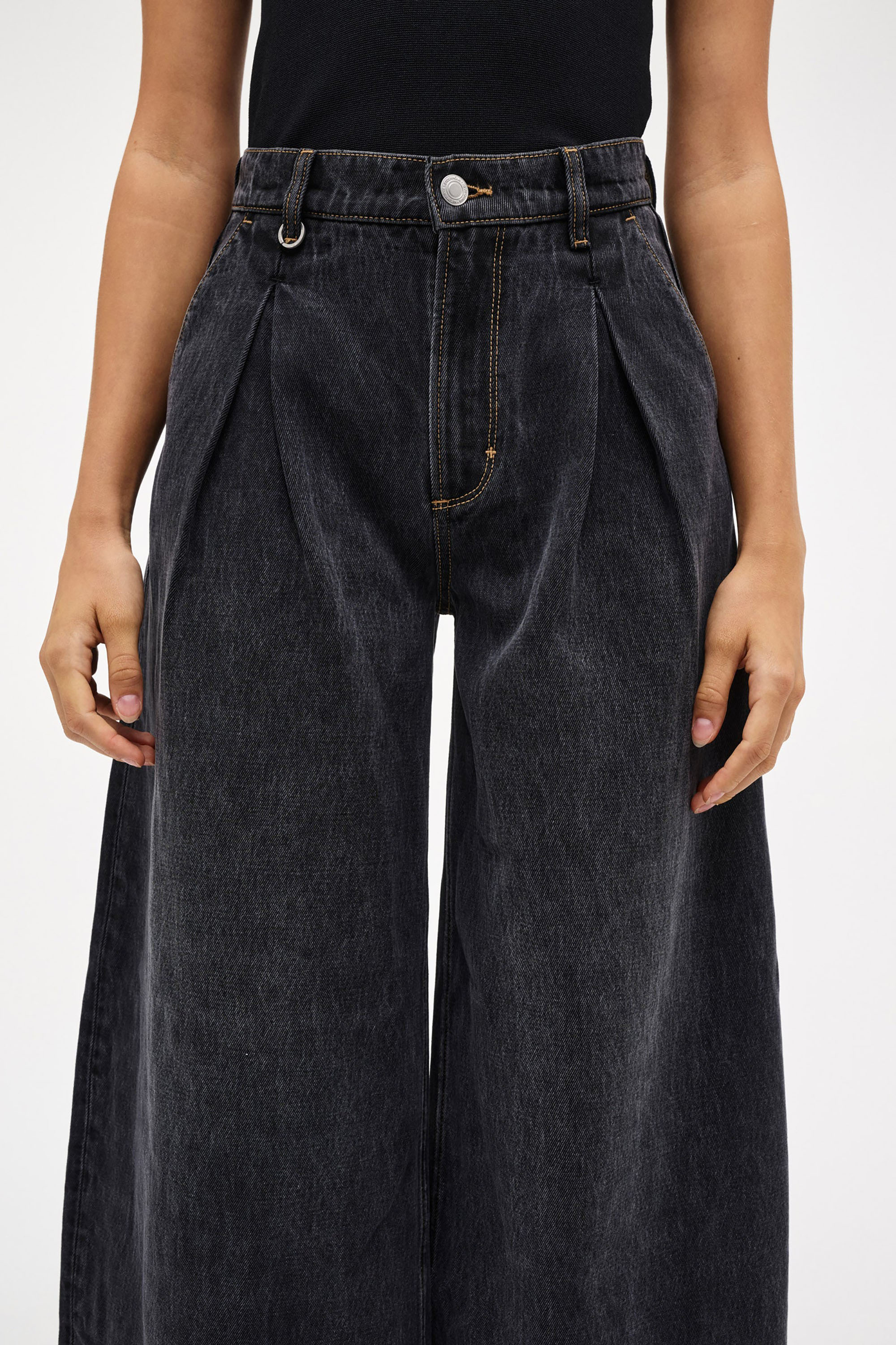 Mimi Super Barrel Jeans - Cosmos