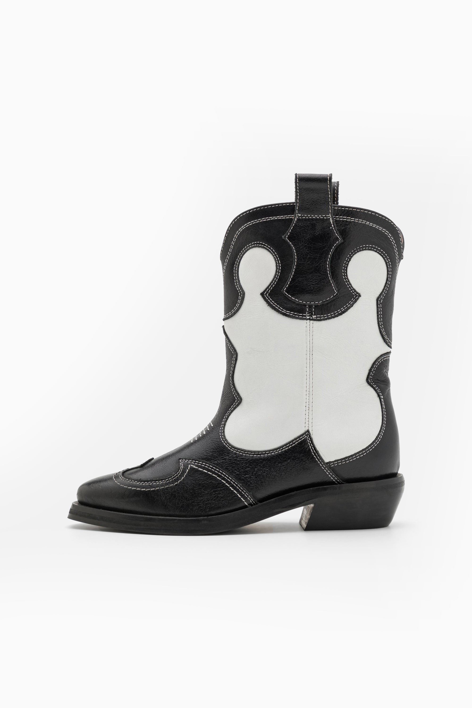 Nirvana Mix Boots - Black/White