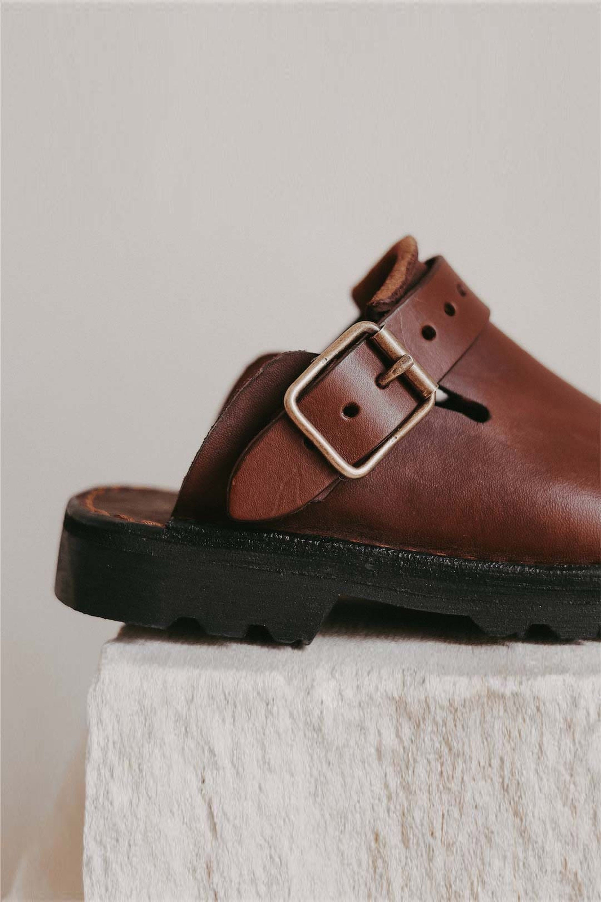 Karoo Clog - Brown