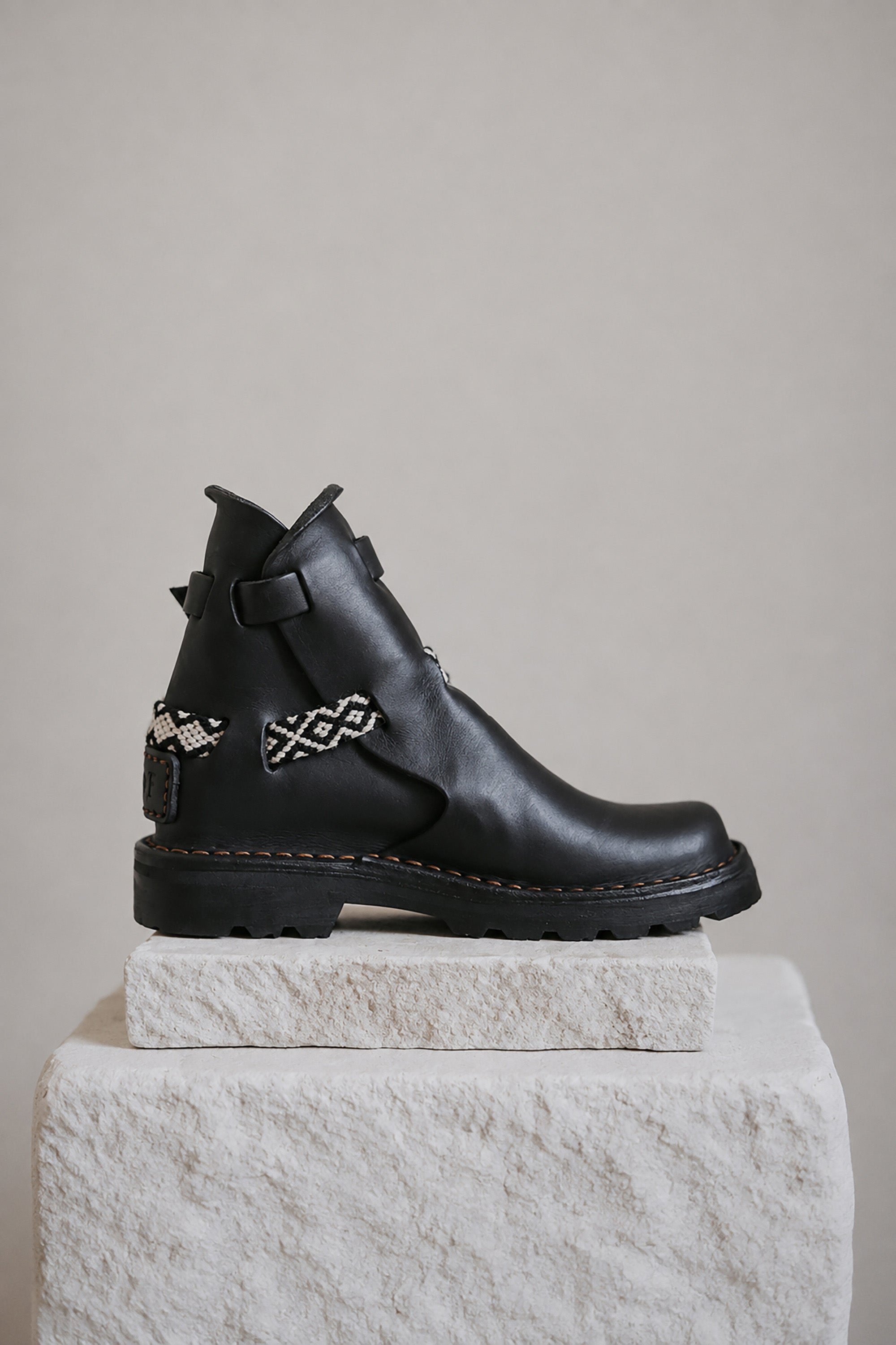 Macramé Straps - Black