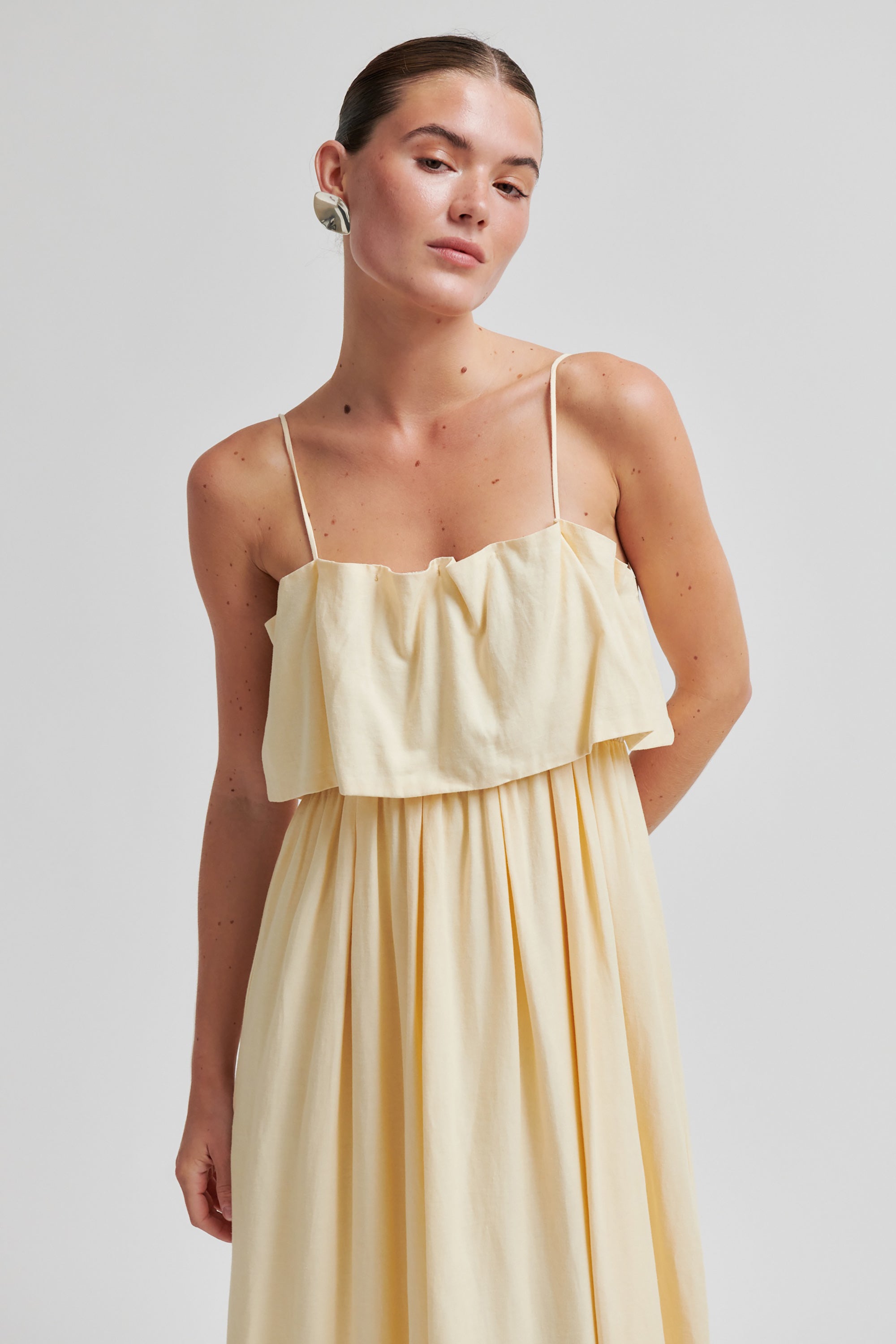 Aie Dress - Alabaster Gleam