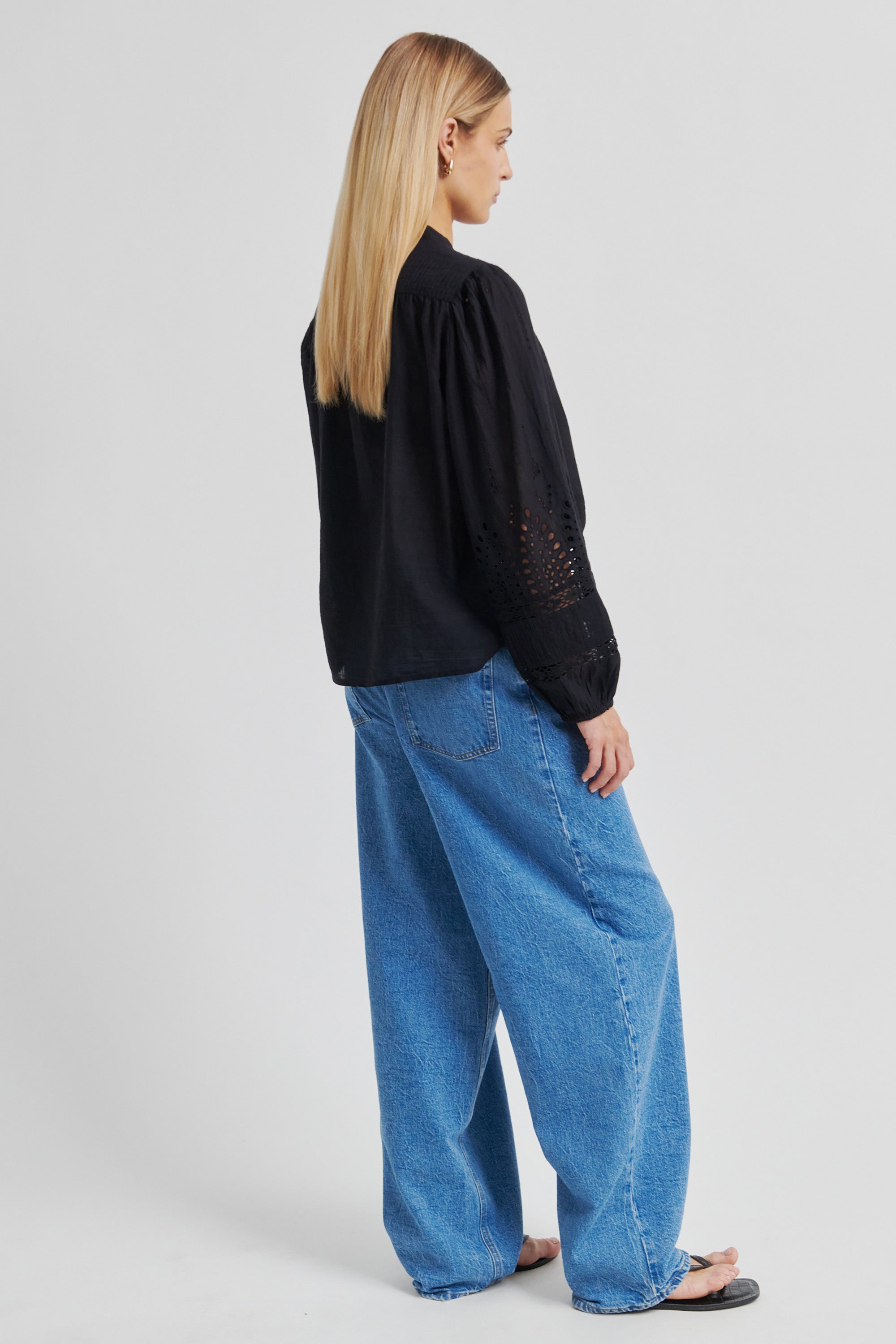  Camil Shirt - Black - RUM Amsterdam