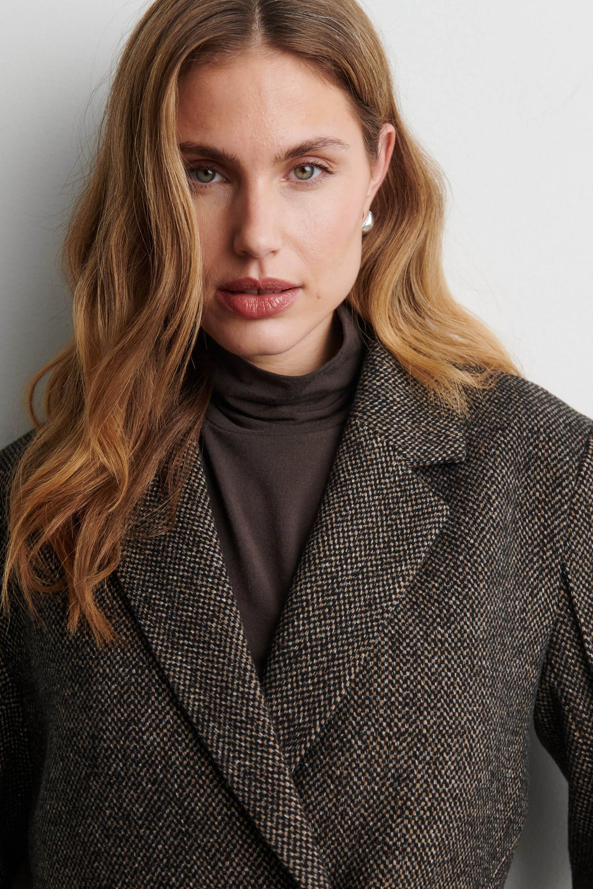 Emi New Fitted Blazer - Demitasse