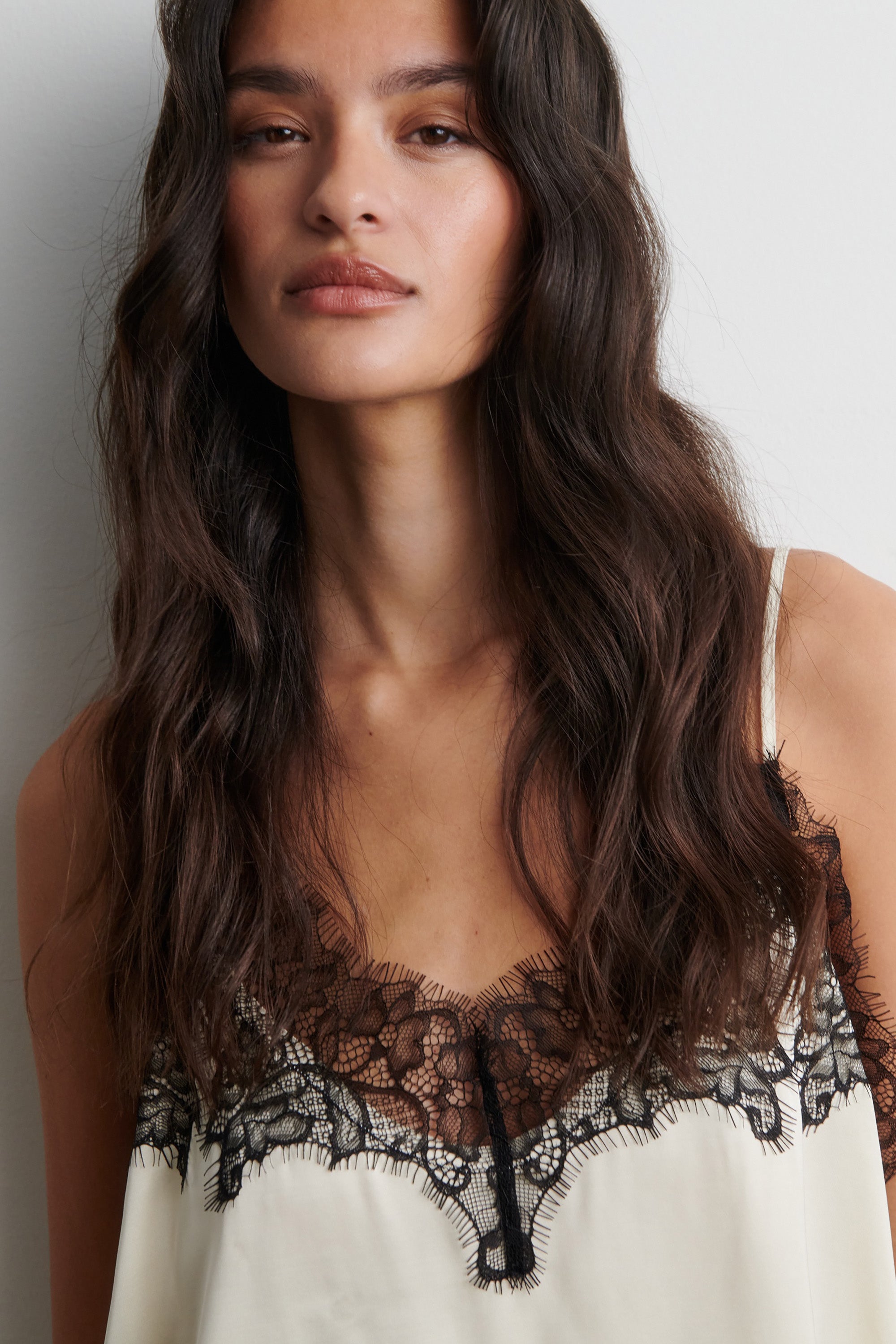 Lacia Contrast Strap Top - Cream Black