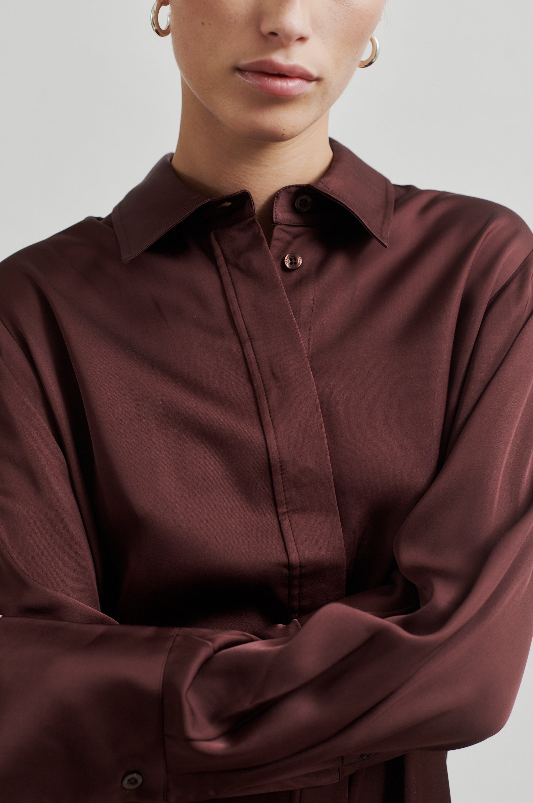 Livo Classic Shirt - Bitter Chocolate