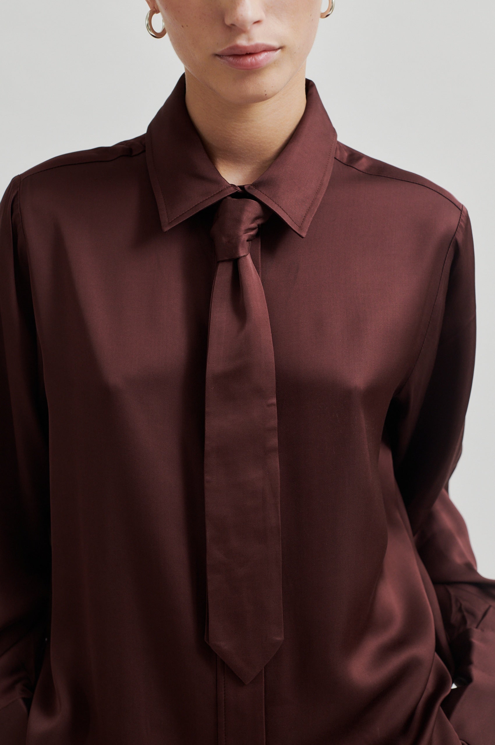 Livo Classic Shirt - Bitter Chocolate