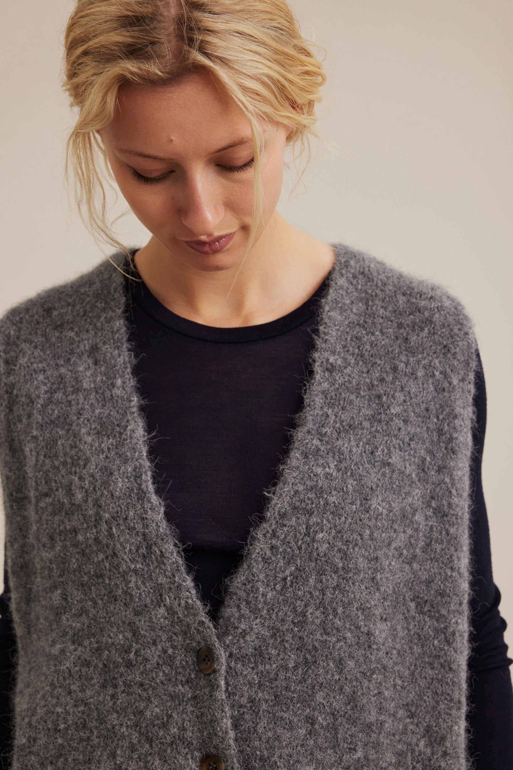  Mitte Gilet - Anthracite - RUM Amsterdam