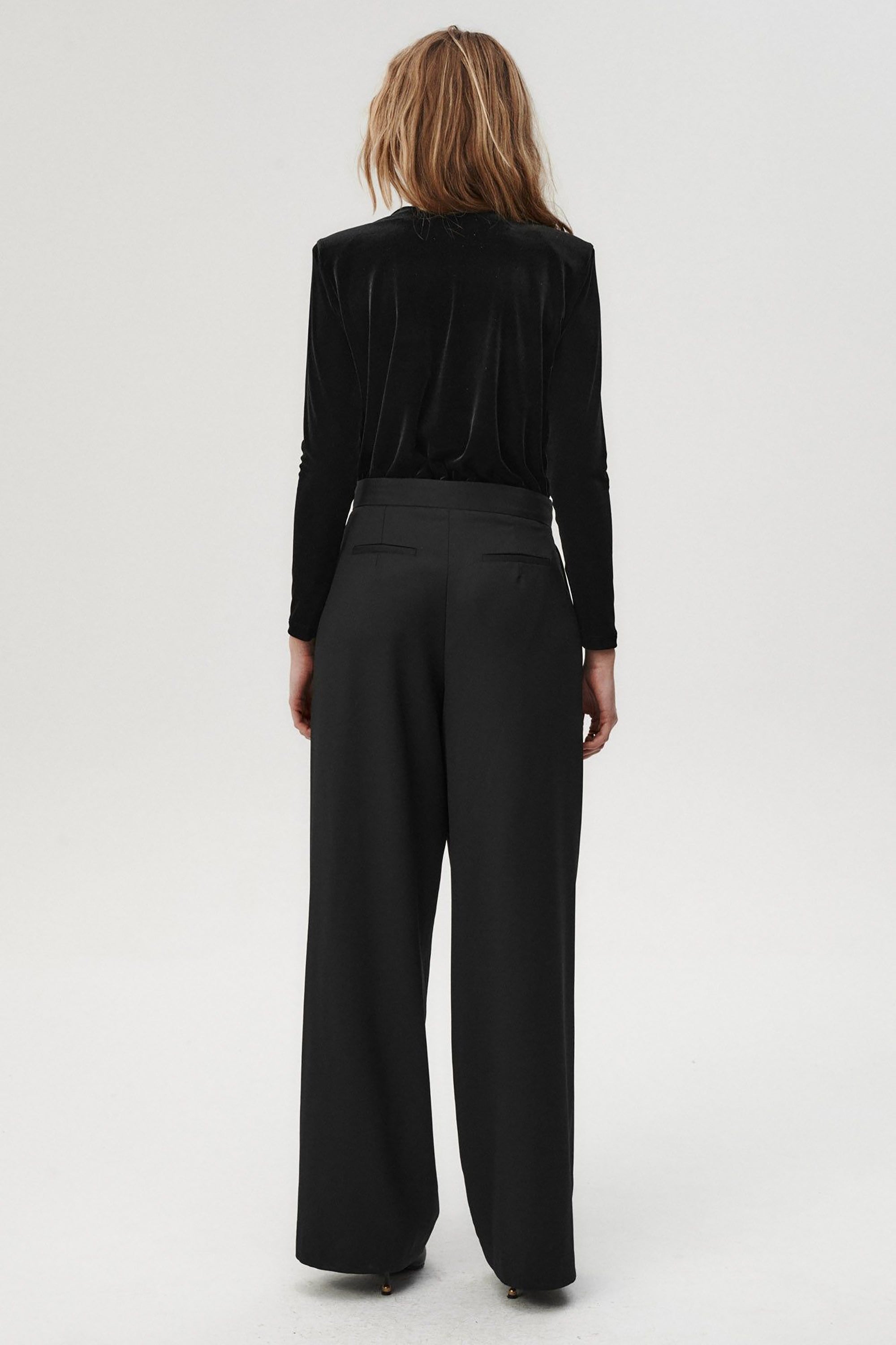  Celeste Bodysuit - Black - RUM Amsterdam